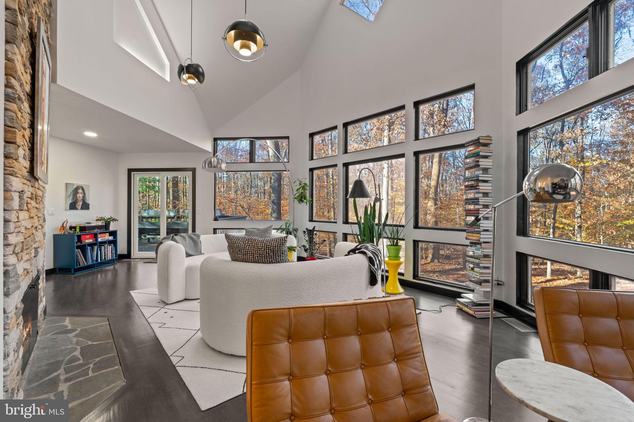 KINGS CONTRIVANCE - Residential