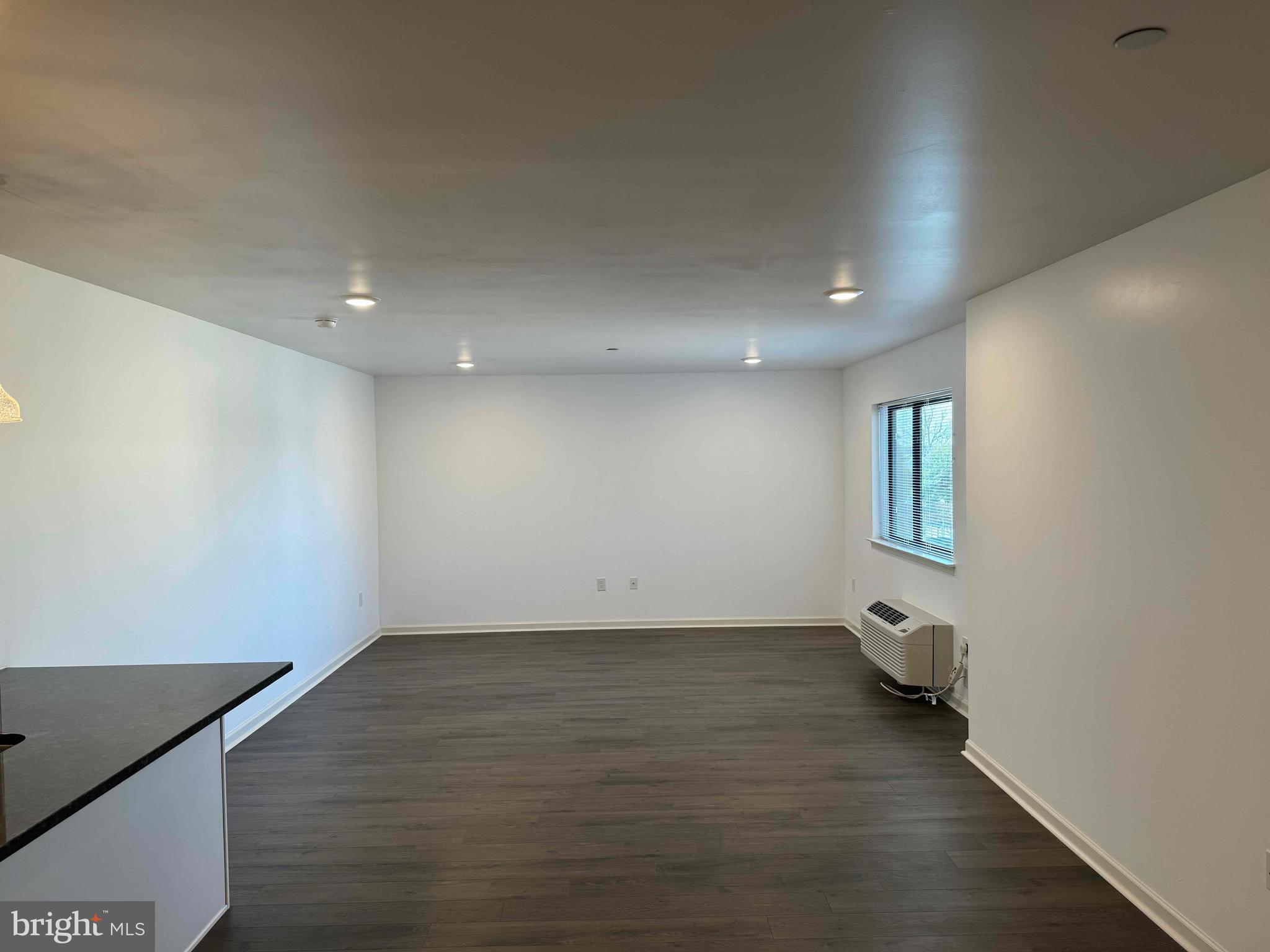 ROXBOROUGH - Residential Lease