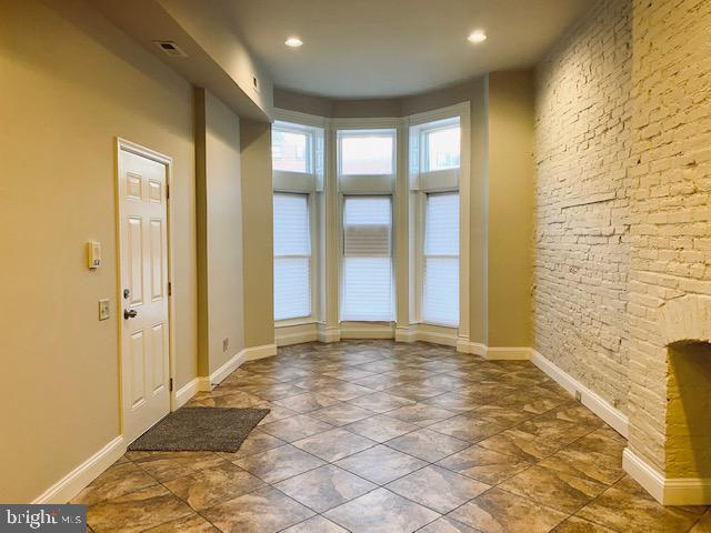 RESERVOIR HILL HISTORIC DISTRICT - Residential Lease