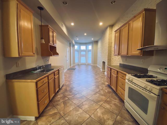 RESERVOIR HILL HISTORIC DISTRICT - Residential Lease