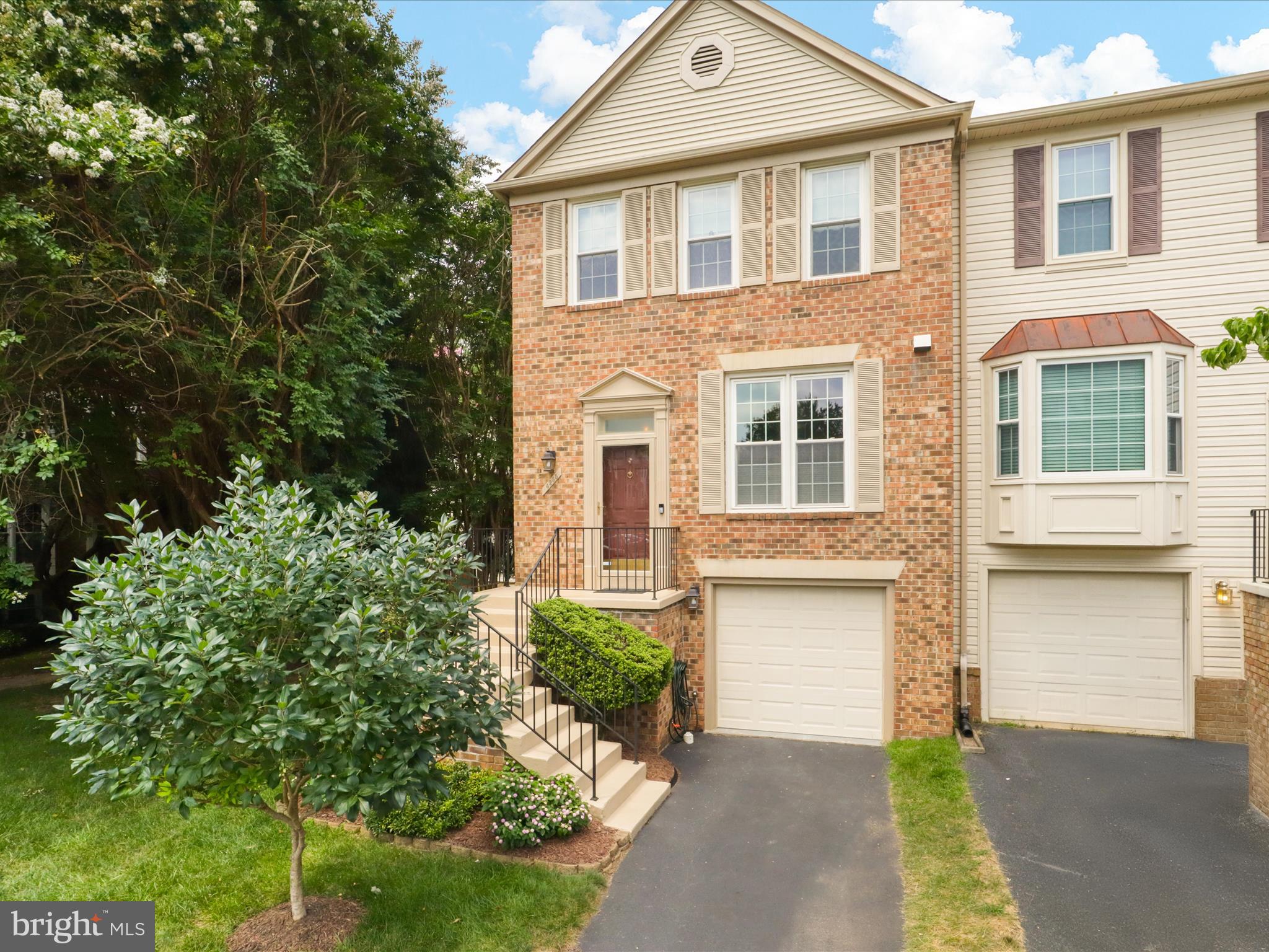 4255 SLEEPY LAKE DRIVE