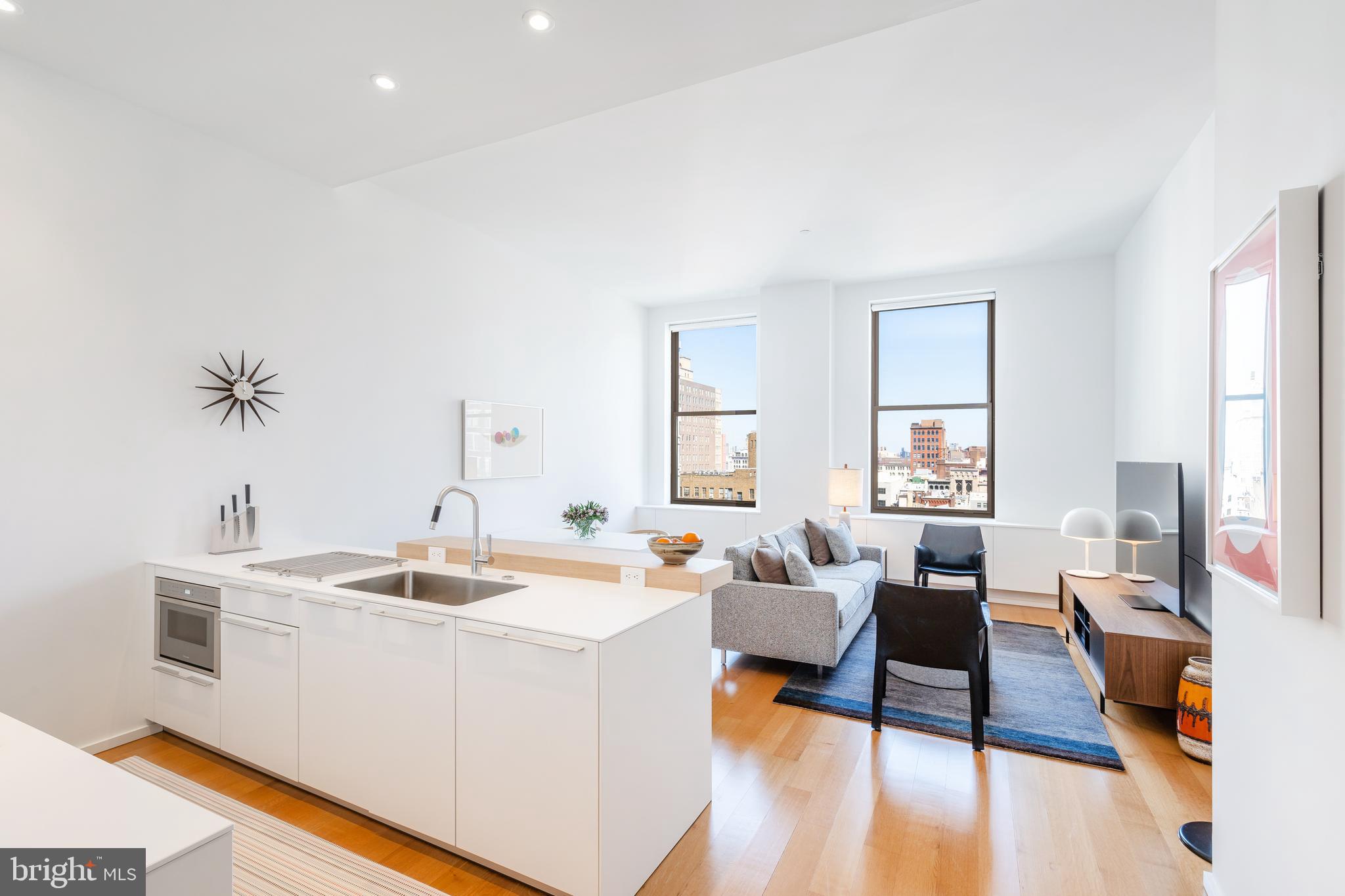 WASHINGTON SQ WEST - Residential