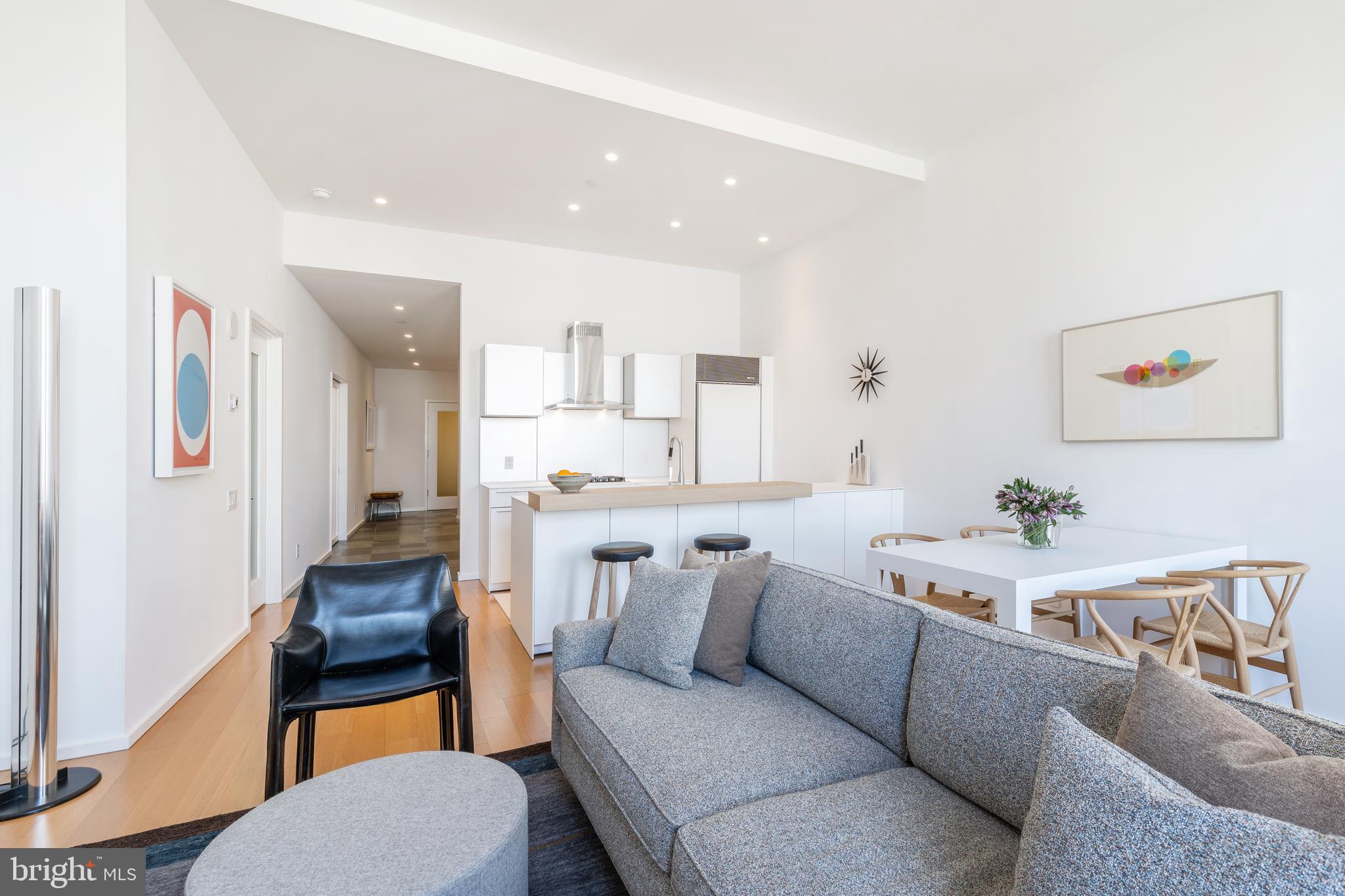 WASHINGTON SQ WEST - Residential