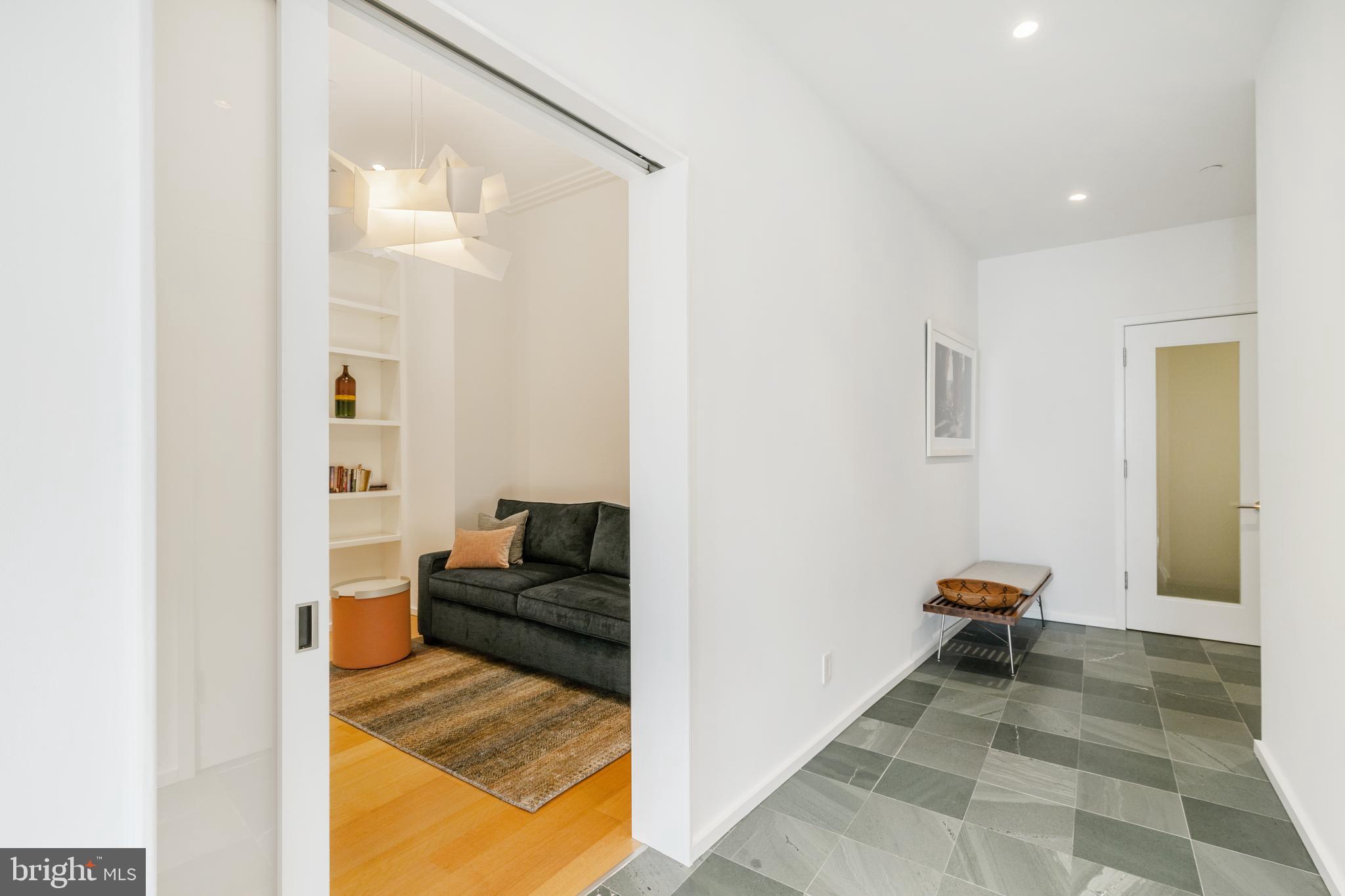 WASHINGTON SQ WEST - Residential