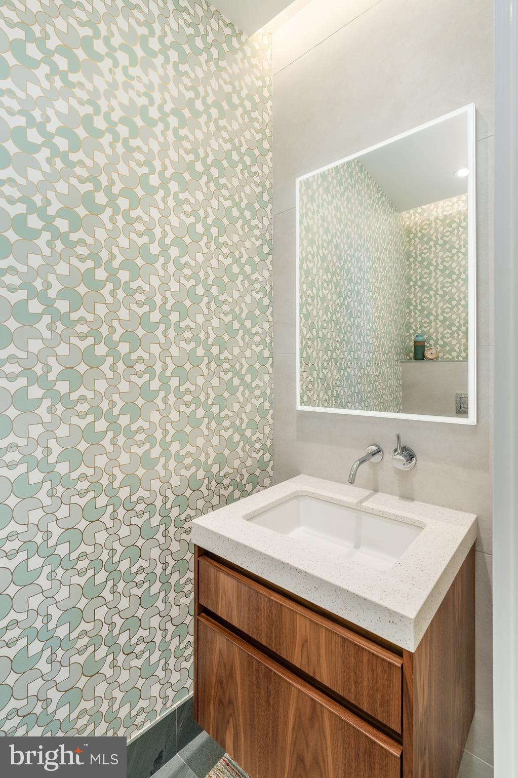 WASHINGTON SQ WEST - Residential