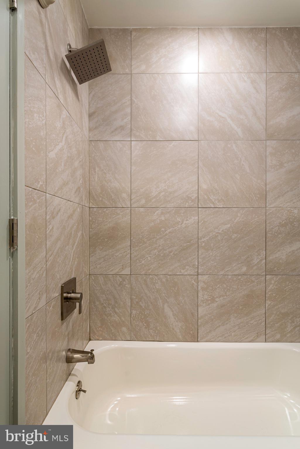 STRAWBERRY MANSION - Residential Income