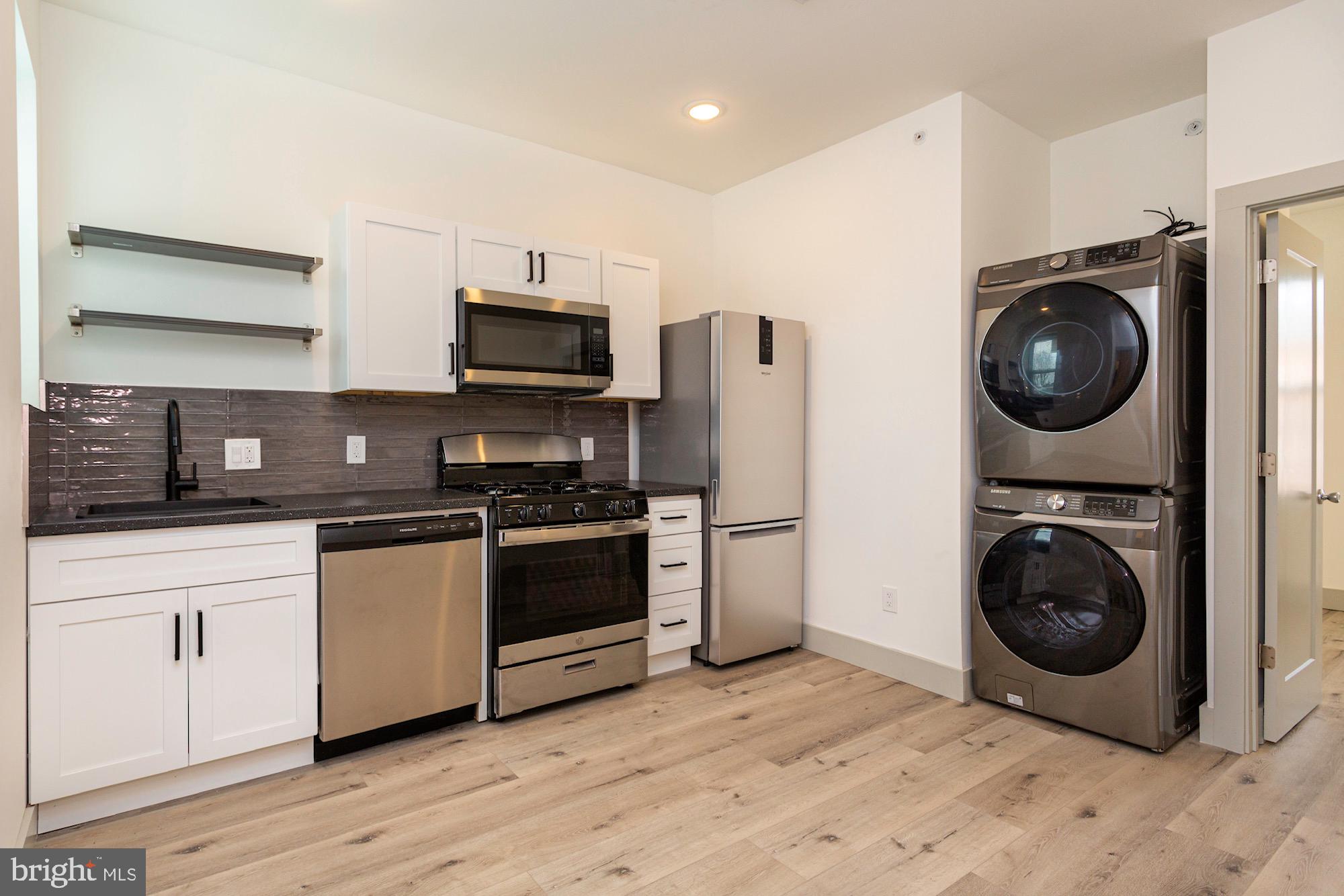 STRAWBERRY MANSION - Residential Income