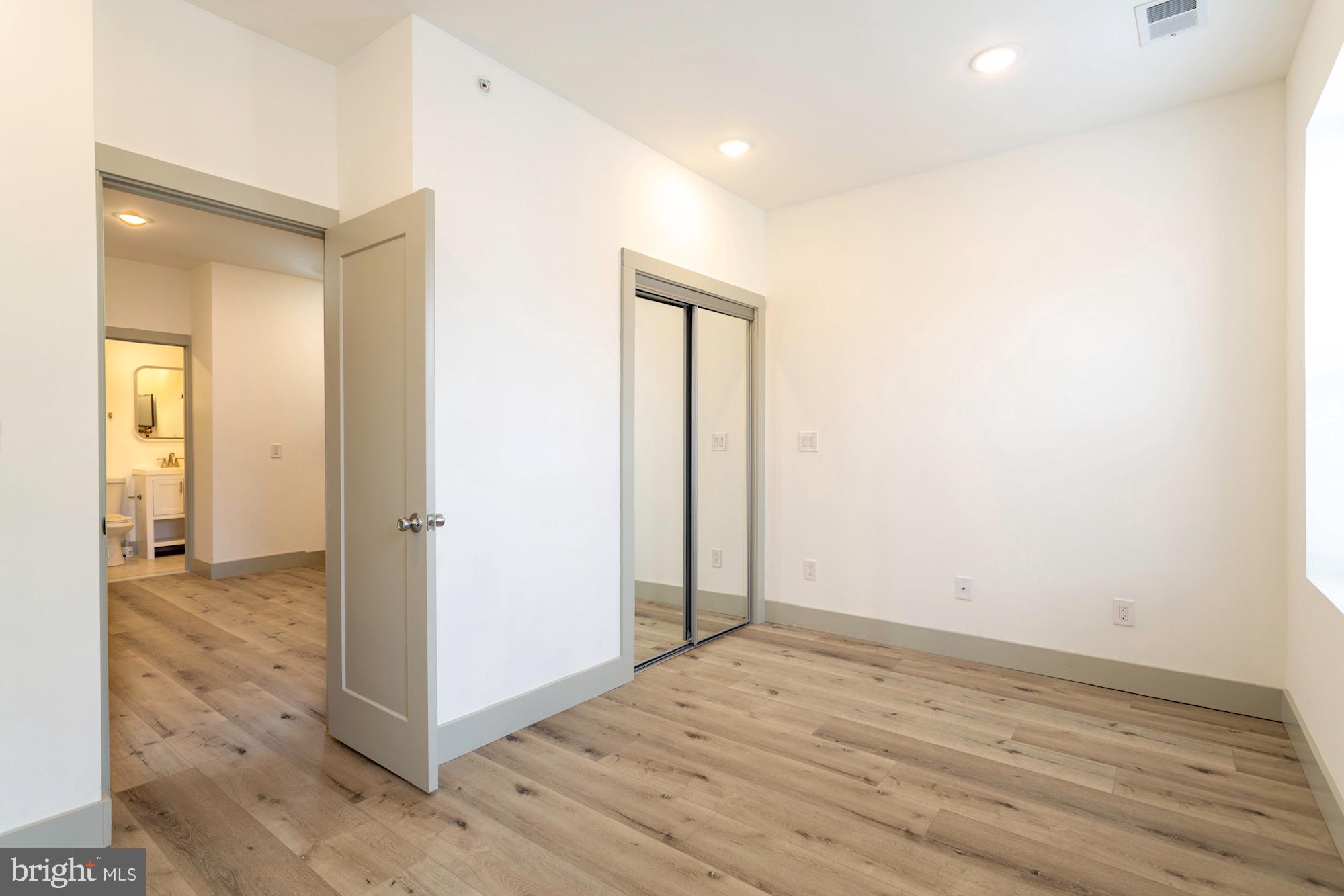 STRAWBERRY MANSION - Residential Income