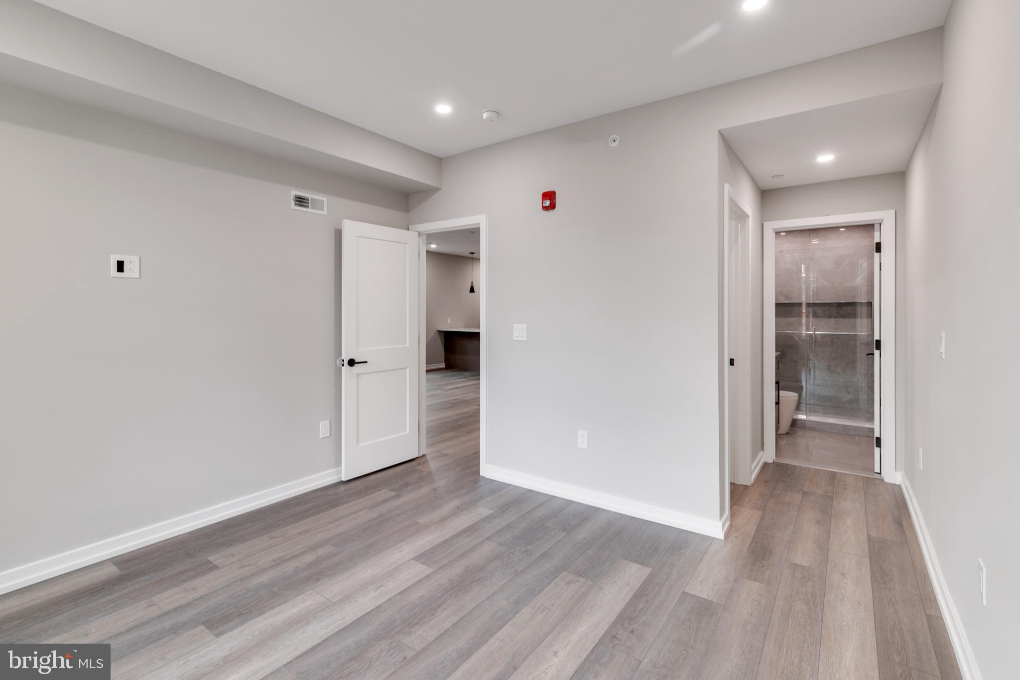 GRADUATE HOSPITAL - Residential Lease