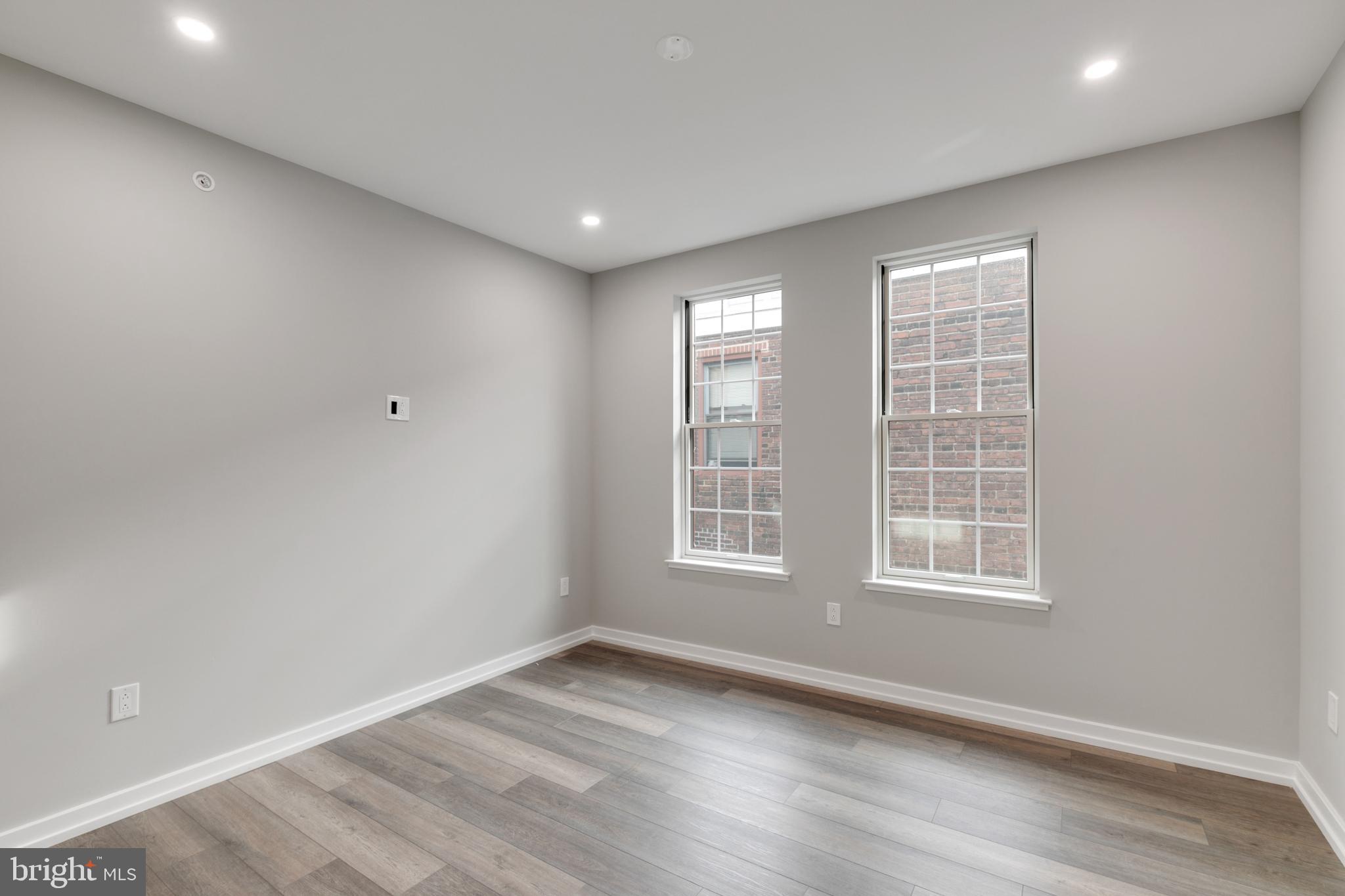 GRADUATE HOSPITAL - Residential Lease