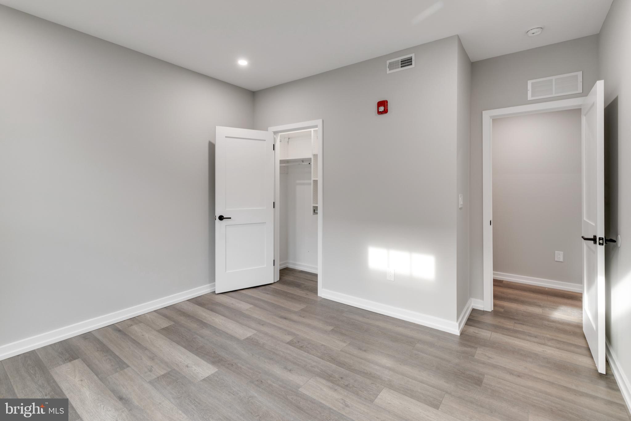 GRADUATE HOSPITAL - Residential Lease