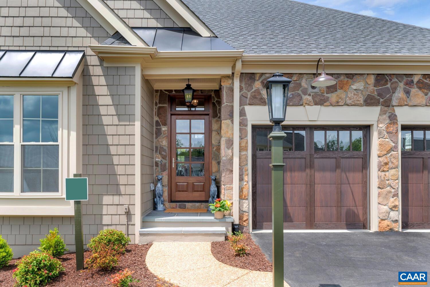 11 STEEP ROCK PL
