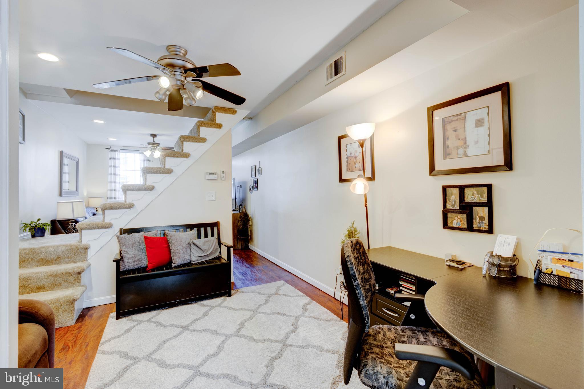 LOCUST POINT - Residential