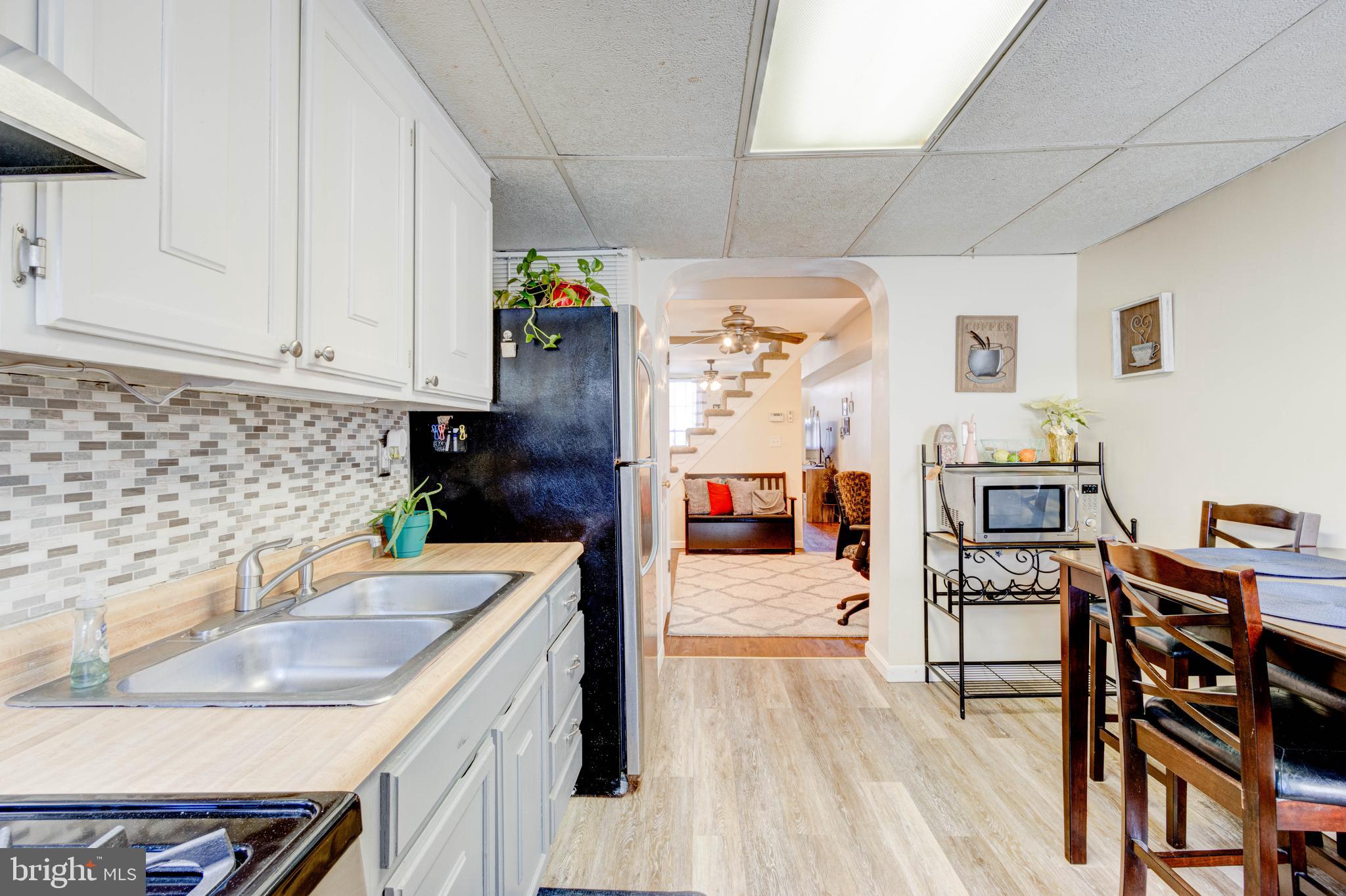 LOCUST POINT - Residential