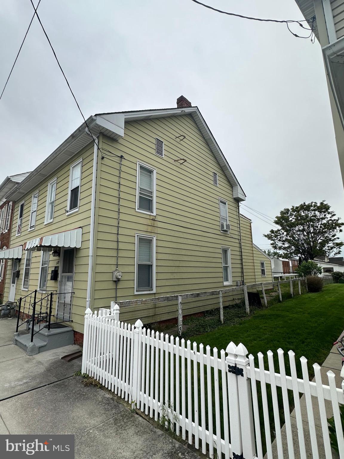 229 LOCUST STREET