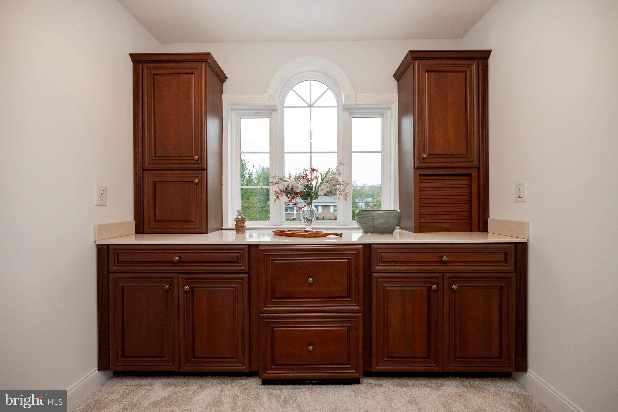 RAVENS CLAW - Residential