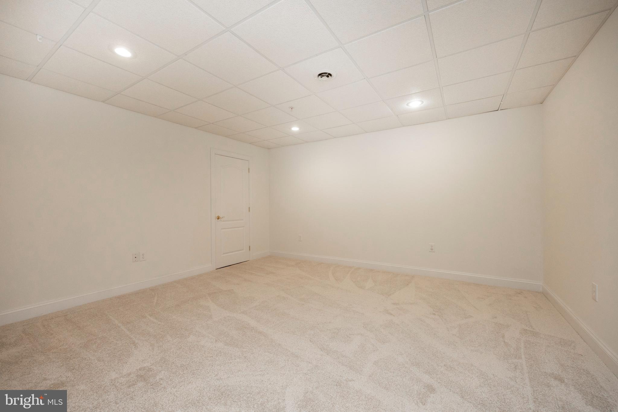 RAVENS CLAW - Residential