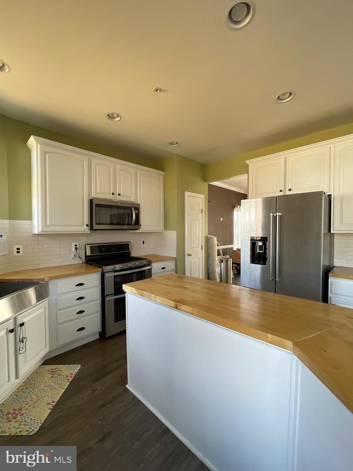 BROOKFIELD - Residential