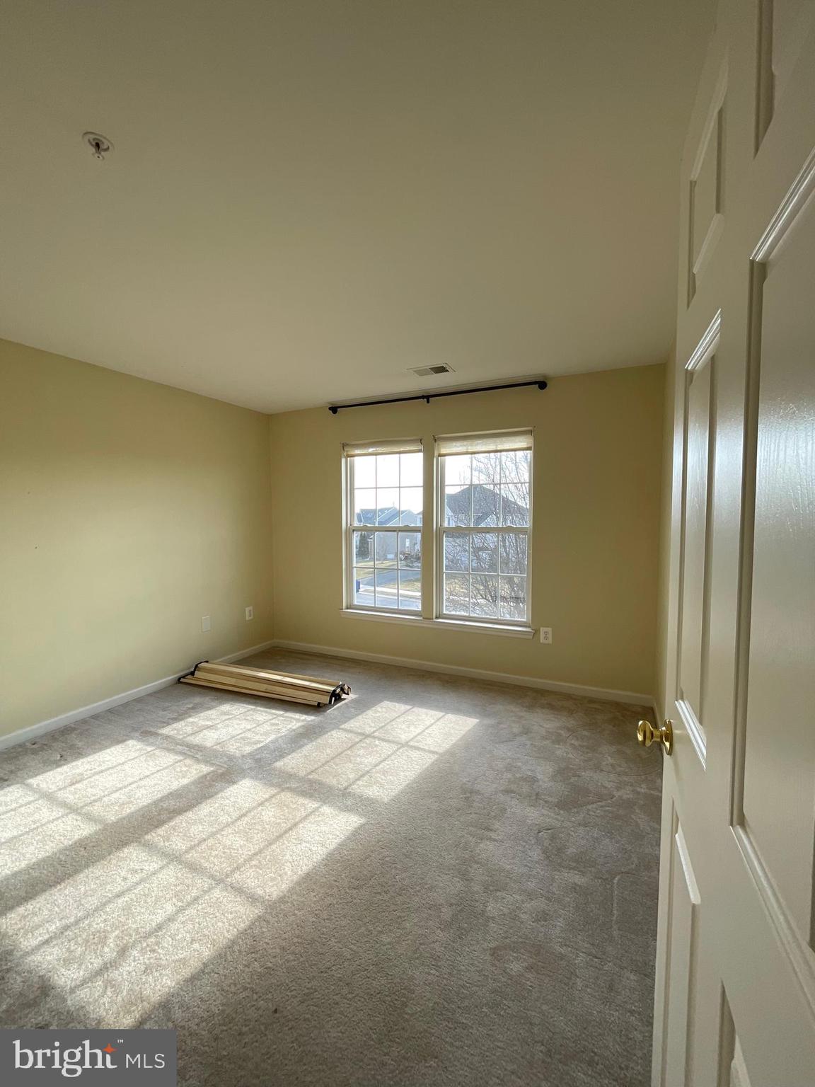 BROOKFIELD - Residential