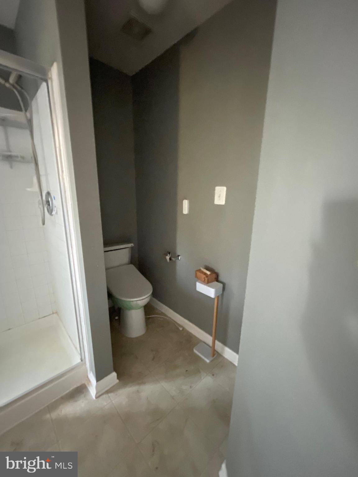 BROOKFIELD - Residential