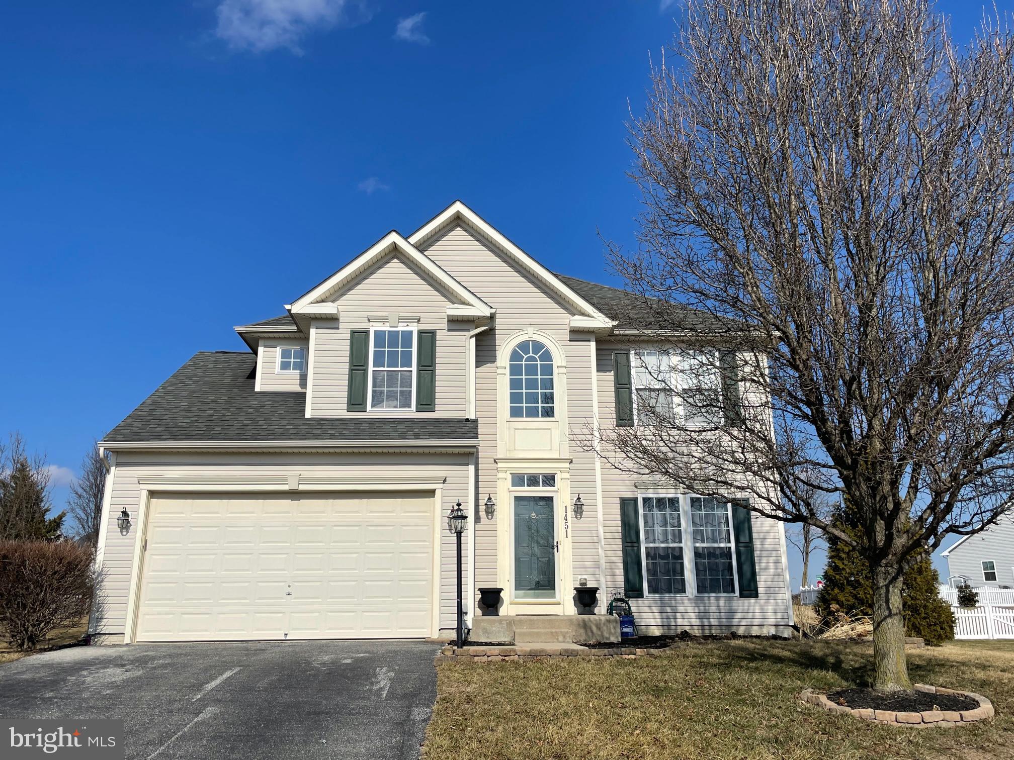 BROOKFIELD - Residential