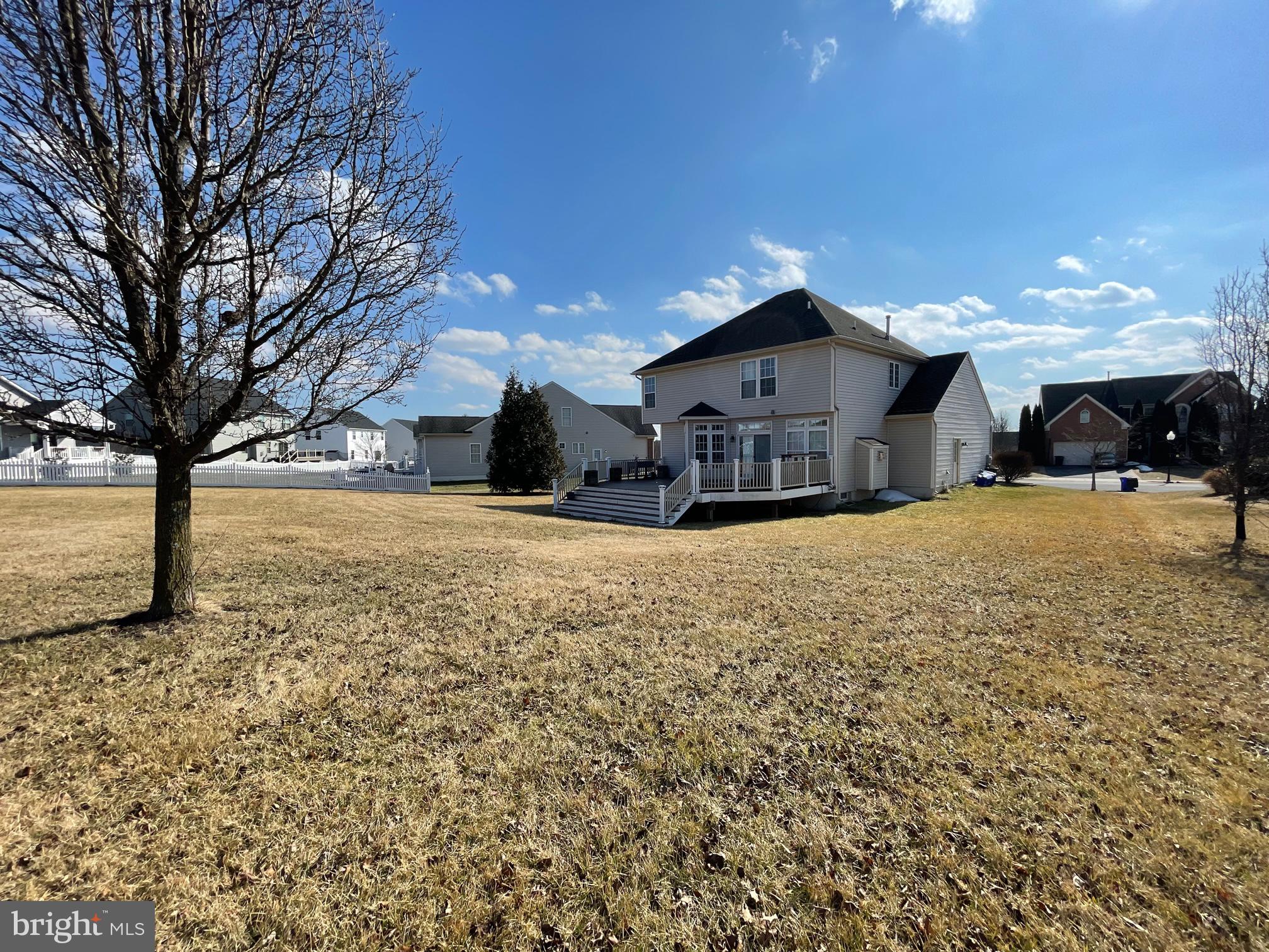 BROOKFIELD - Residential