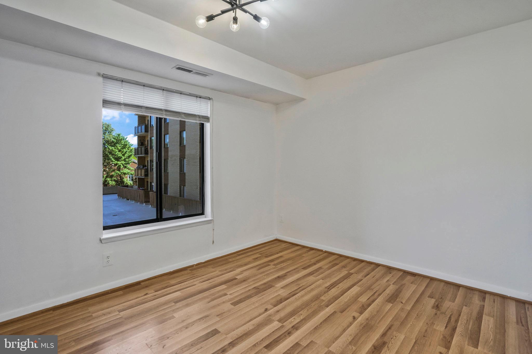 WOODLAKE TOWERS - Residential