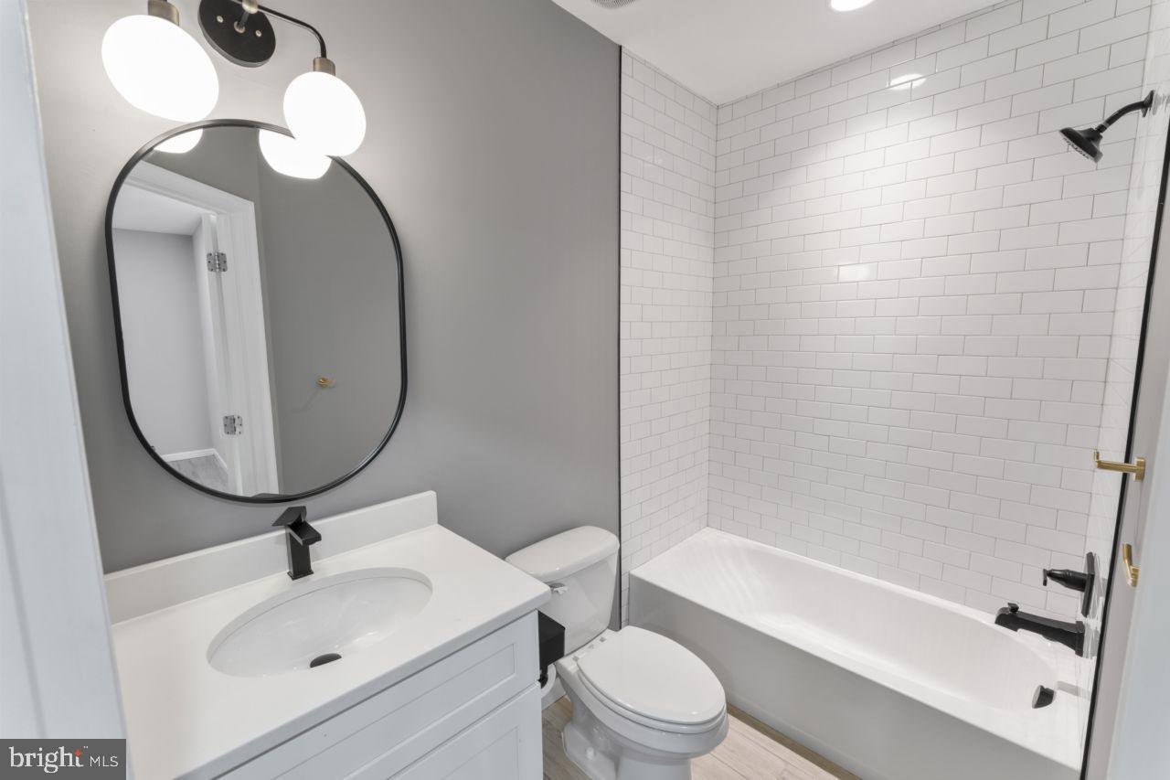 MELODY LANDING - Residential Lease