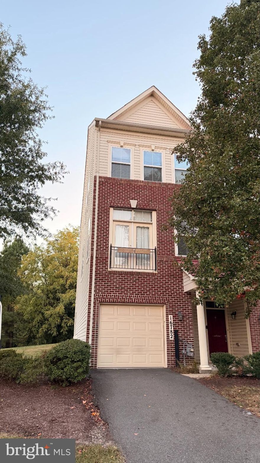 Experience the epitome of luxury living in this exquisite end-of-row townhouse located in the prestigious Melody Landing community. Built in 2010, this Colonial-style residence boasts 1,794 sq. ft. of refined space, featuring elegant wood flooring that enhances the warm ambiance throughout. Enjoy the convenience of an attached garage with front entry, ensuring easy access and added security. The community offers a stunning pool, perfect for relaxation and social gatherings. Available for lease starting November 1, 2025, with flexible terms ranging from 12 to 24 months, this property invites you to embrace an exclusive lifestyle. Indulge in the comfort and sophistication of this remarkable home, where every detail is designed for your enjoyment. Don't miss the opportunity to make this luxurious residence your own.