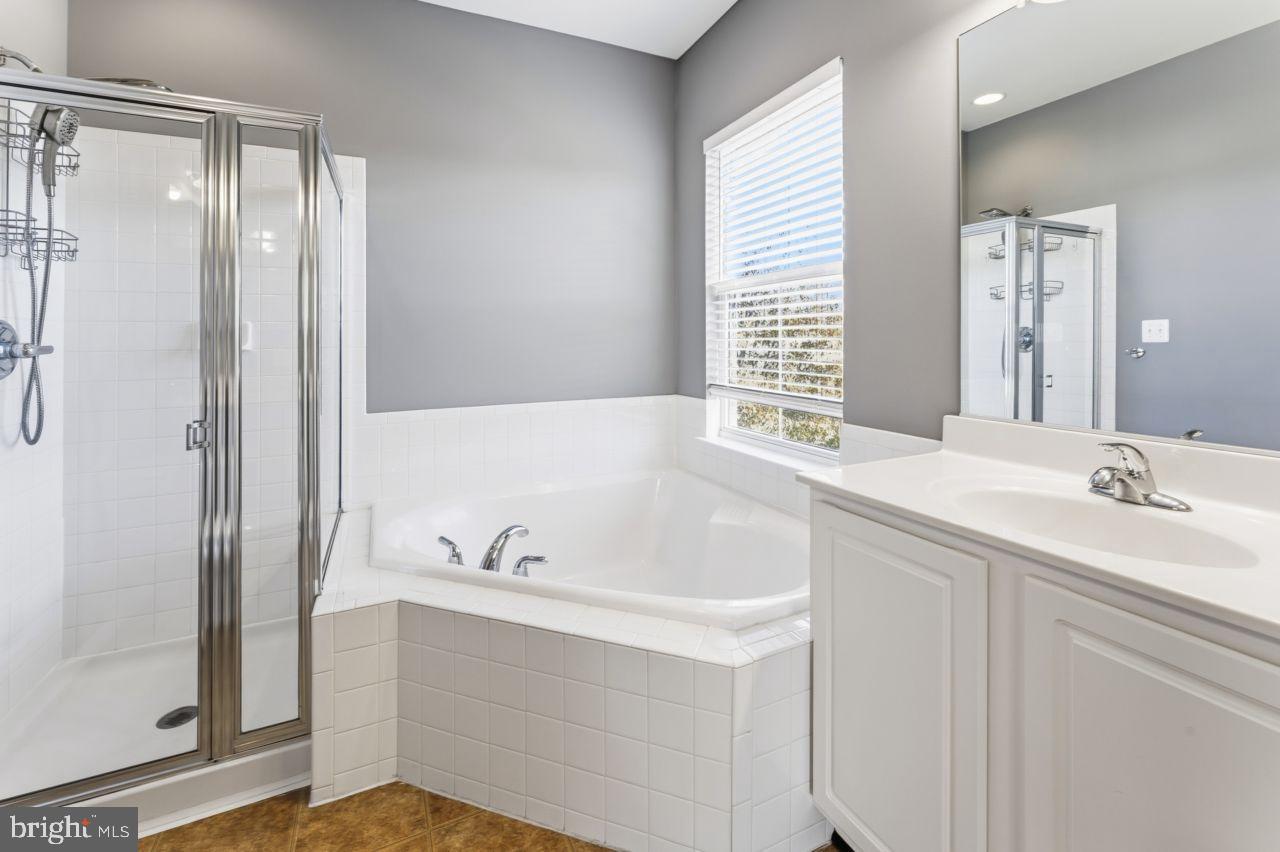 MELODY LANDING - Residential Lease