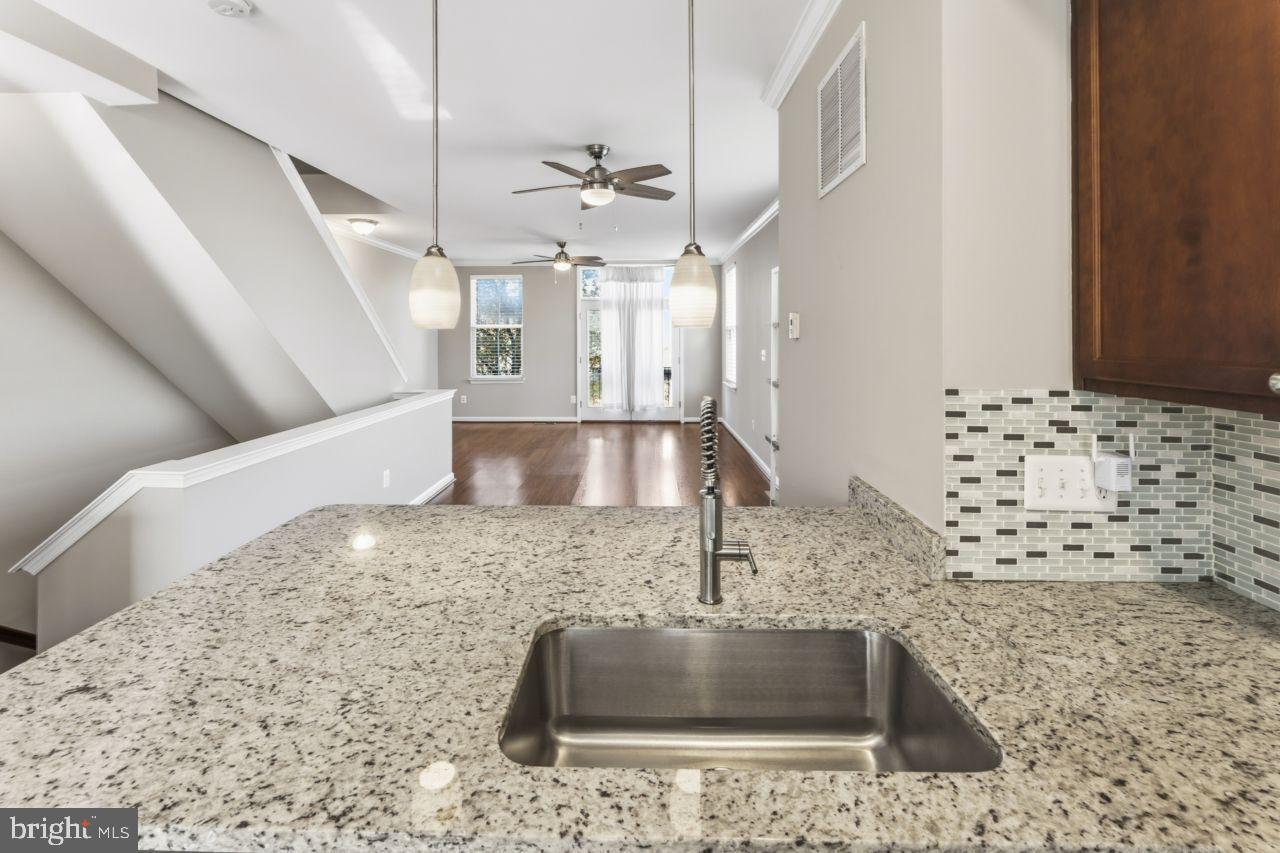 MELODY LANDING - Residential Lease