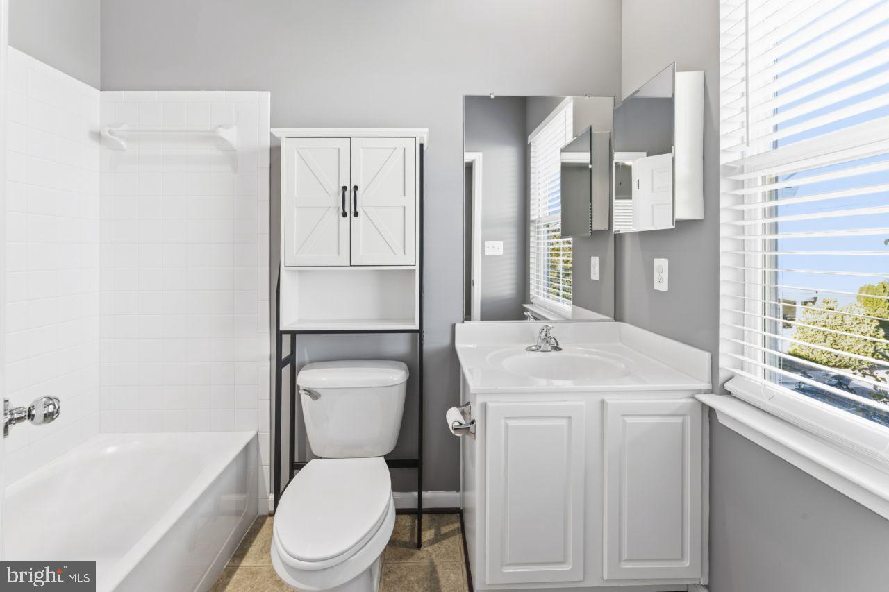 MELODY LANDING - Residential Lease