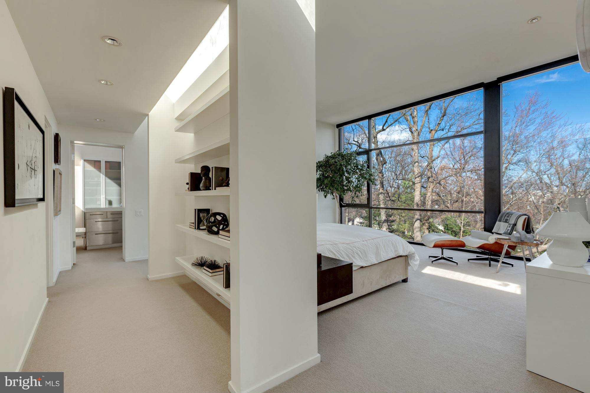 ARLINGTON RIDGE - Residential