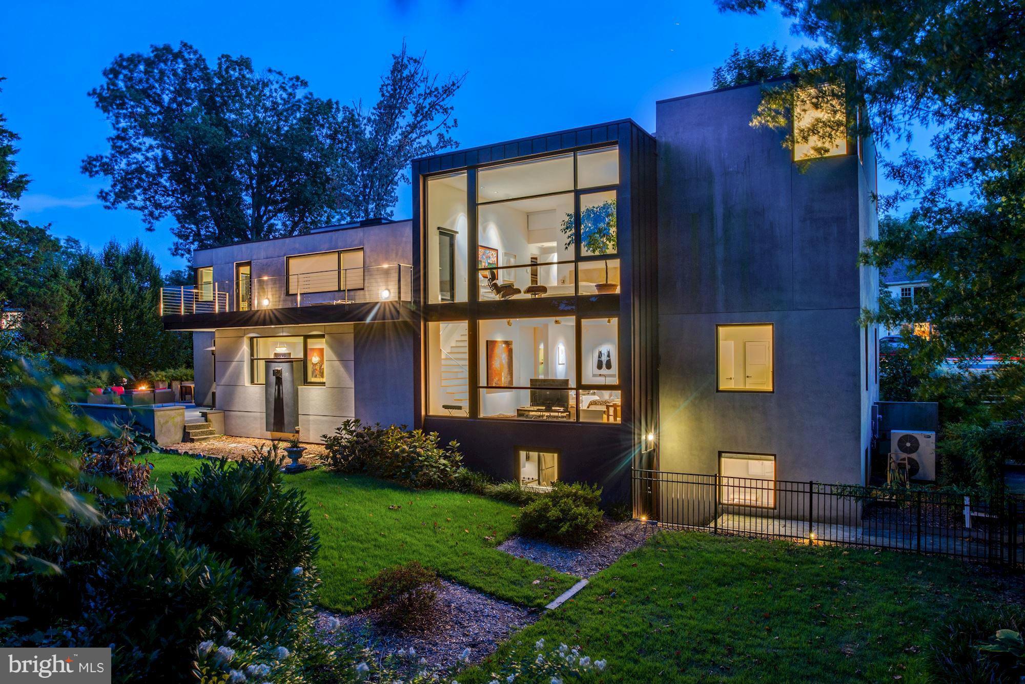 ARLINGTON RIDGE - Residential