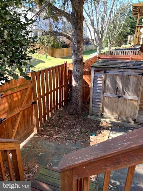 PINECREST - Residential Lease