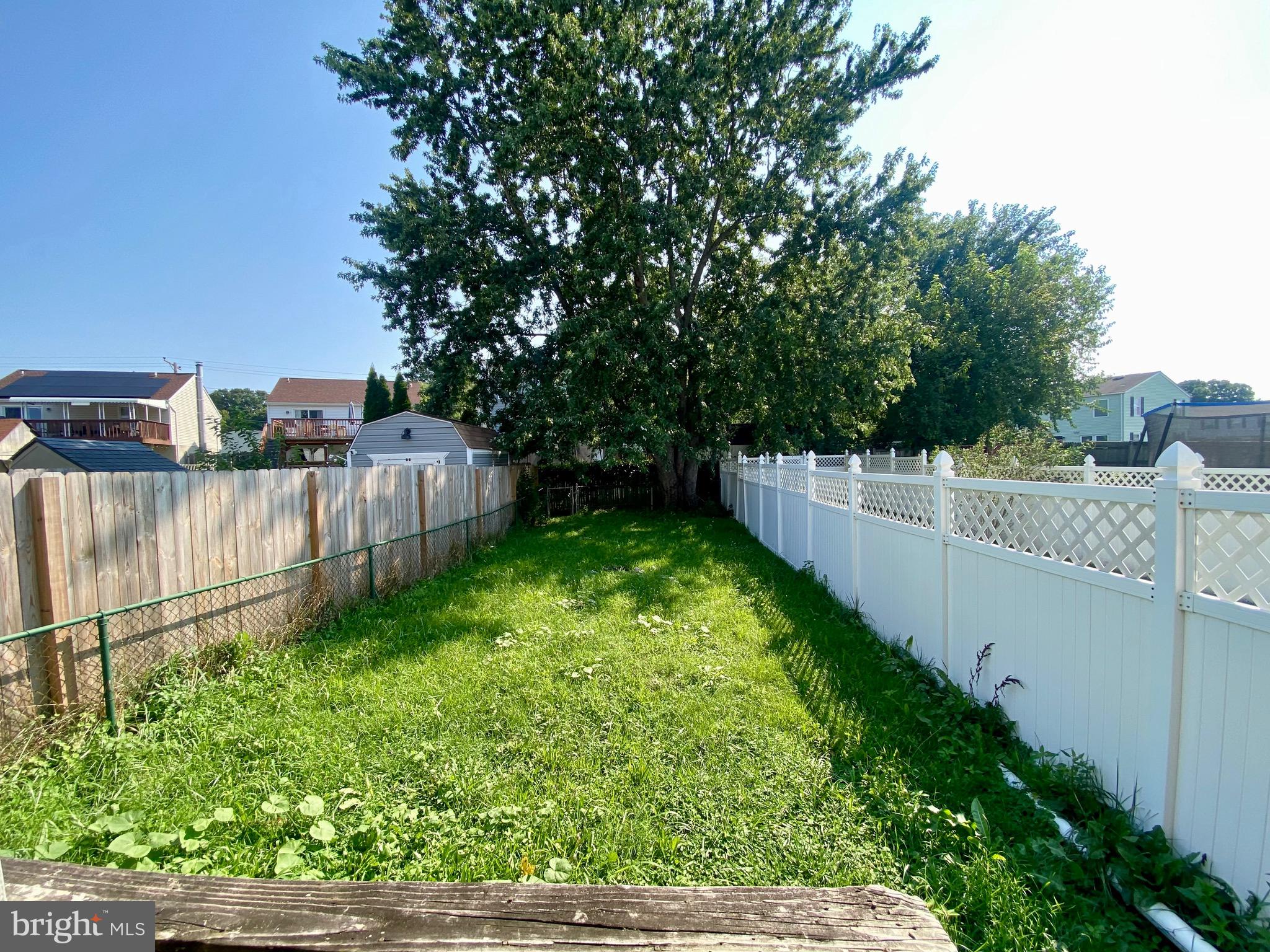 CARROLLWOOD MANOR - Residential