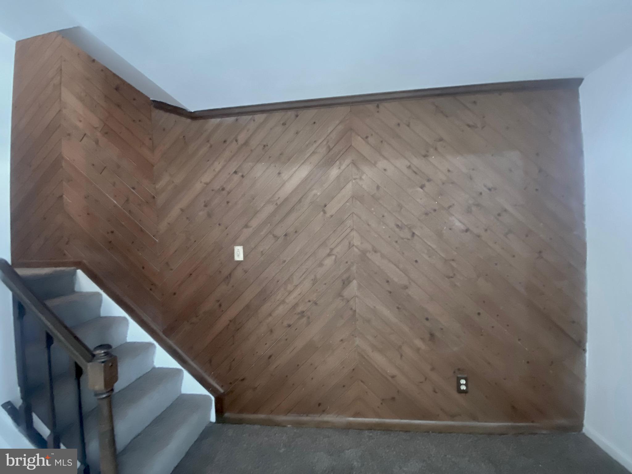 CARROLLWOOD MANOR - Residential