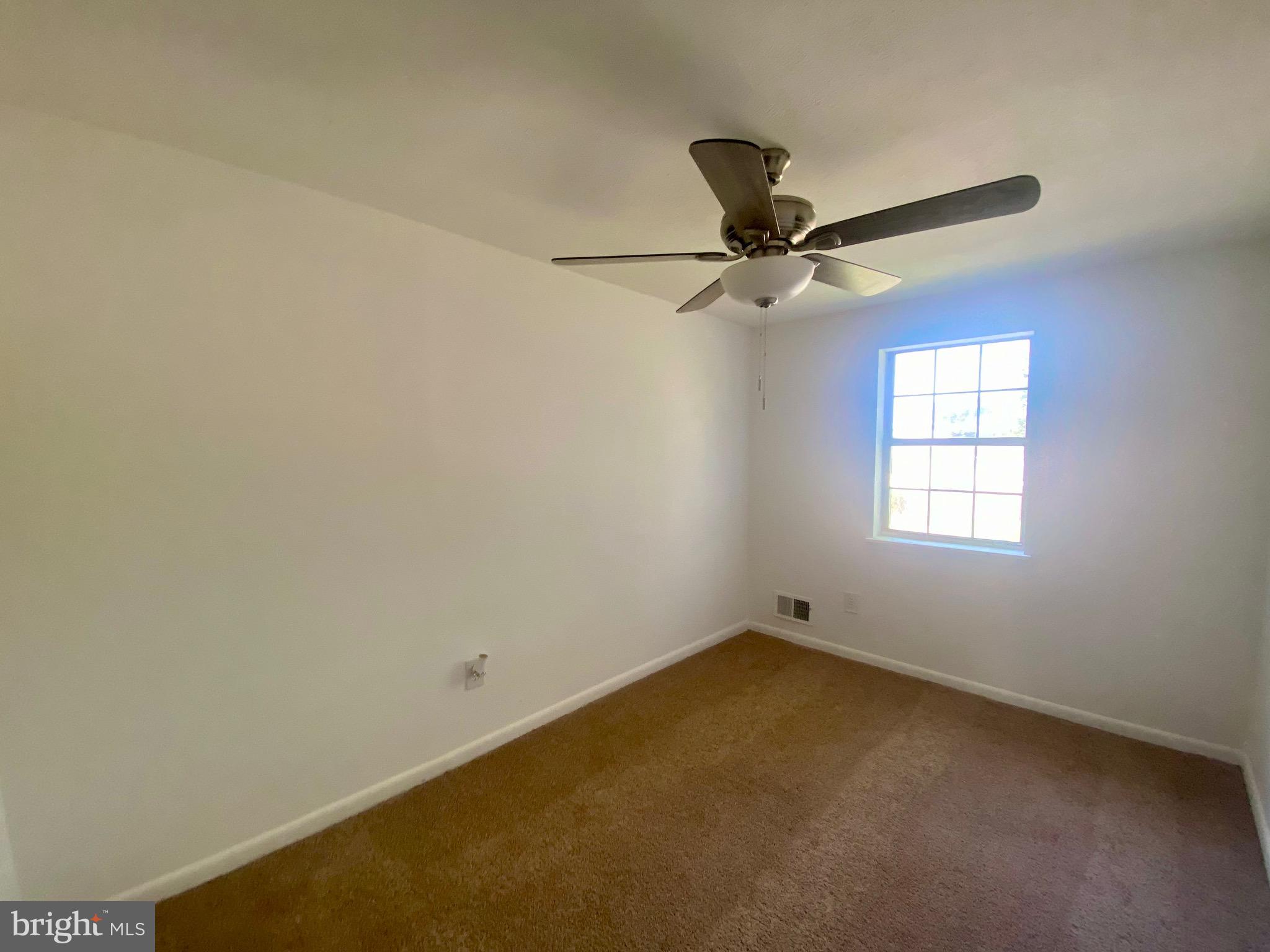 CARROLLWOOD MANOR - Residential