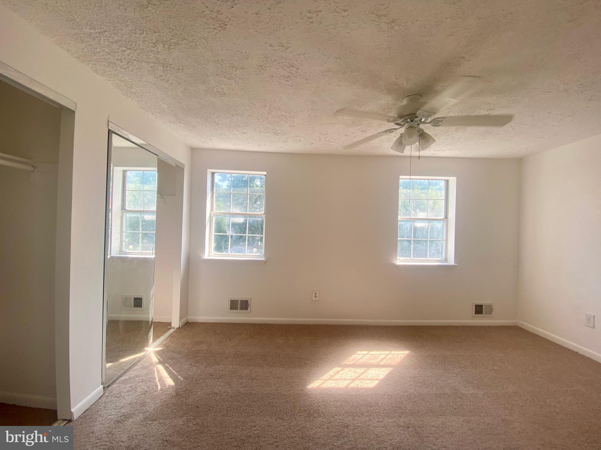 CARROLLWOOD MANOR - Residential