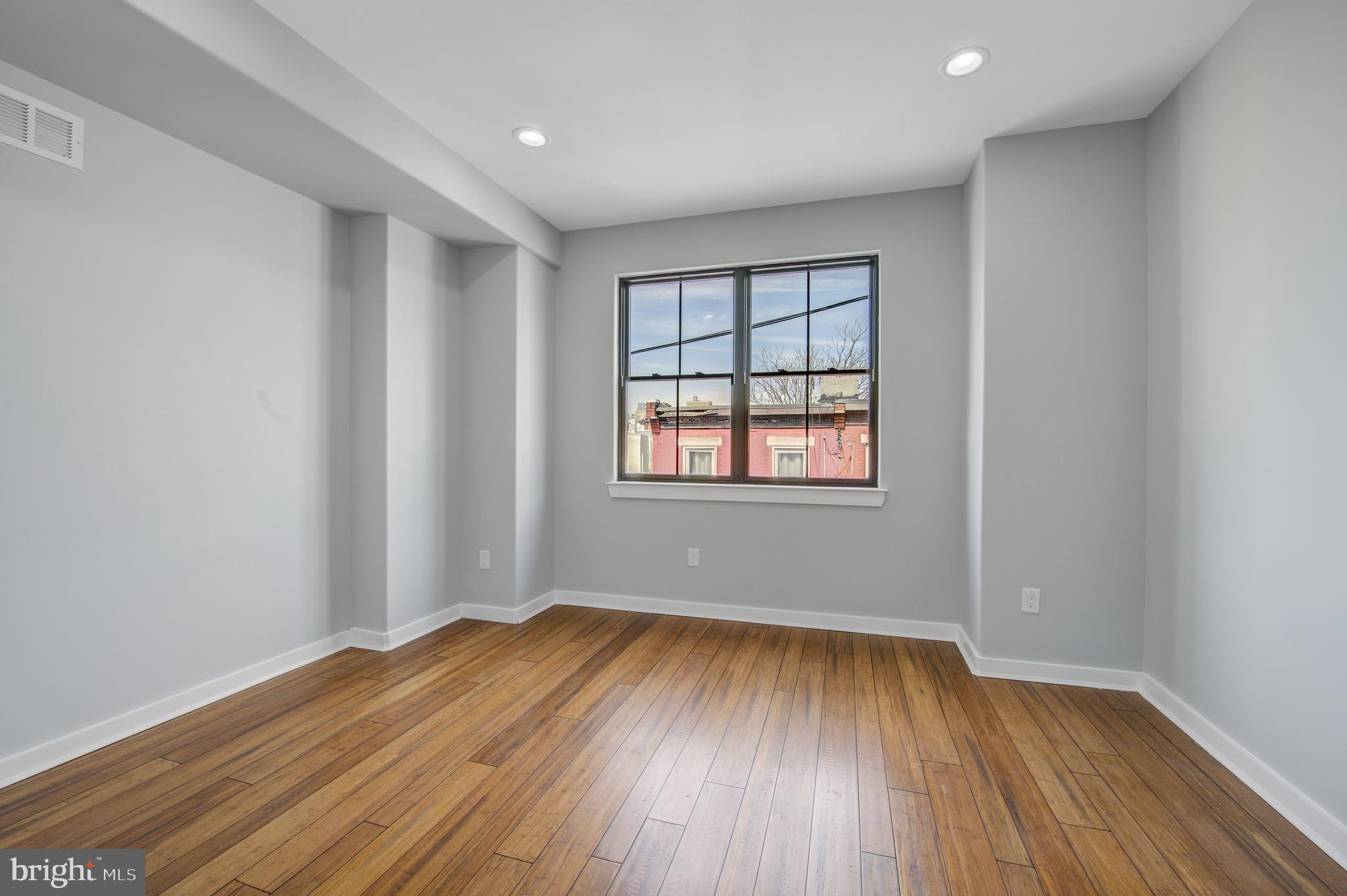 EAST PASSYUNK CROSSING - Residential