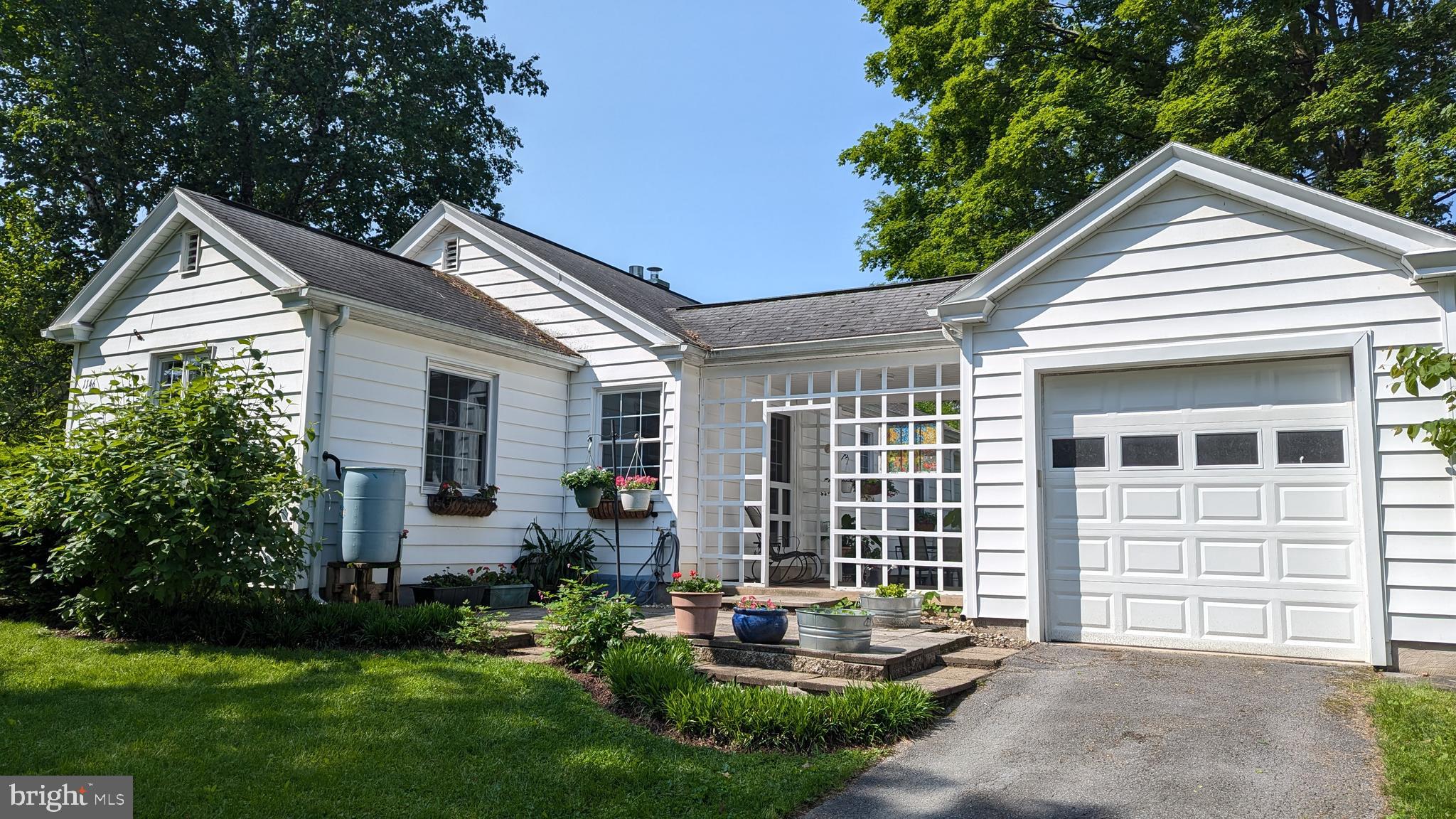 1146 OLD BOALSBURG ROAD