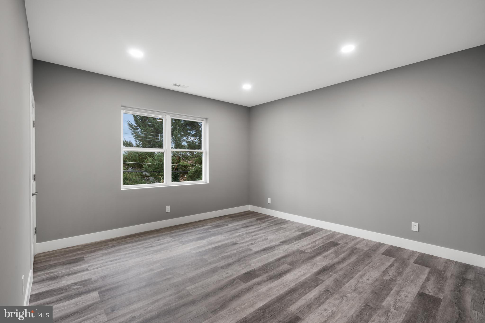 NOTTINGHAM VIL - Residential