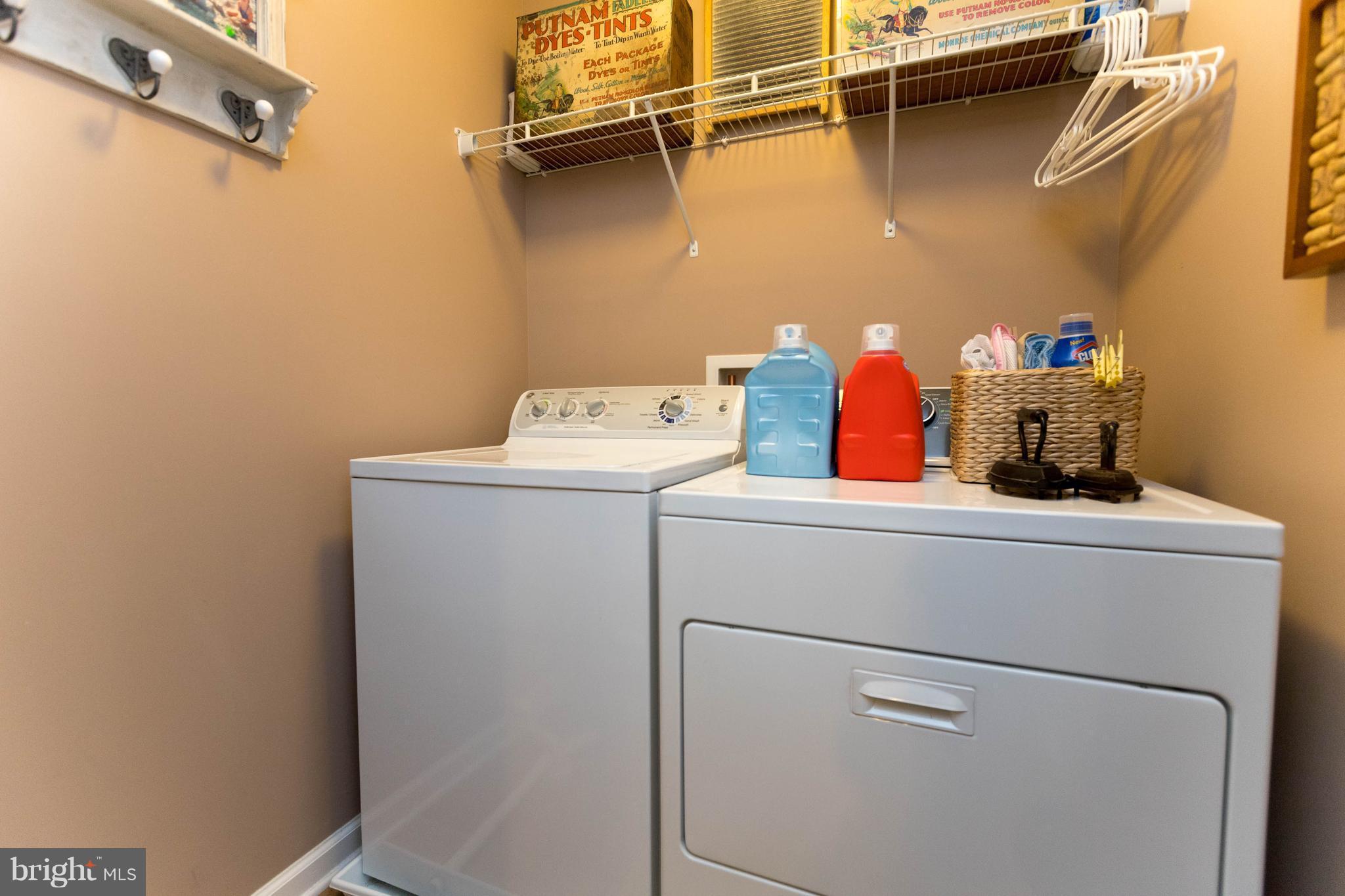 HOLLY HILL - Residential