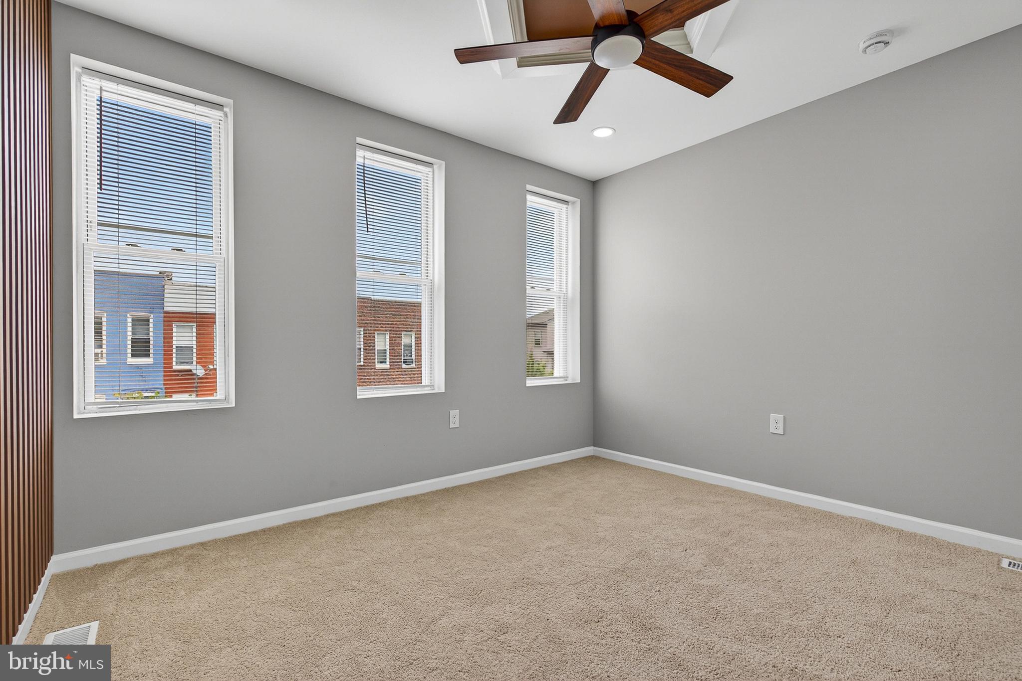 SANDTOWN-WINCHESTER - Residential