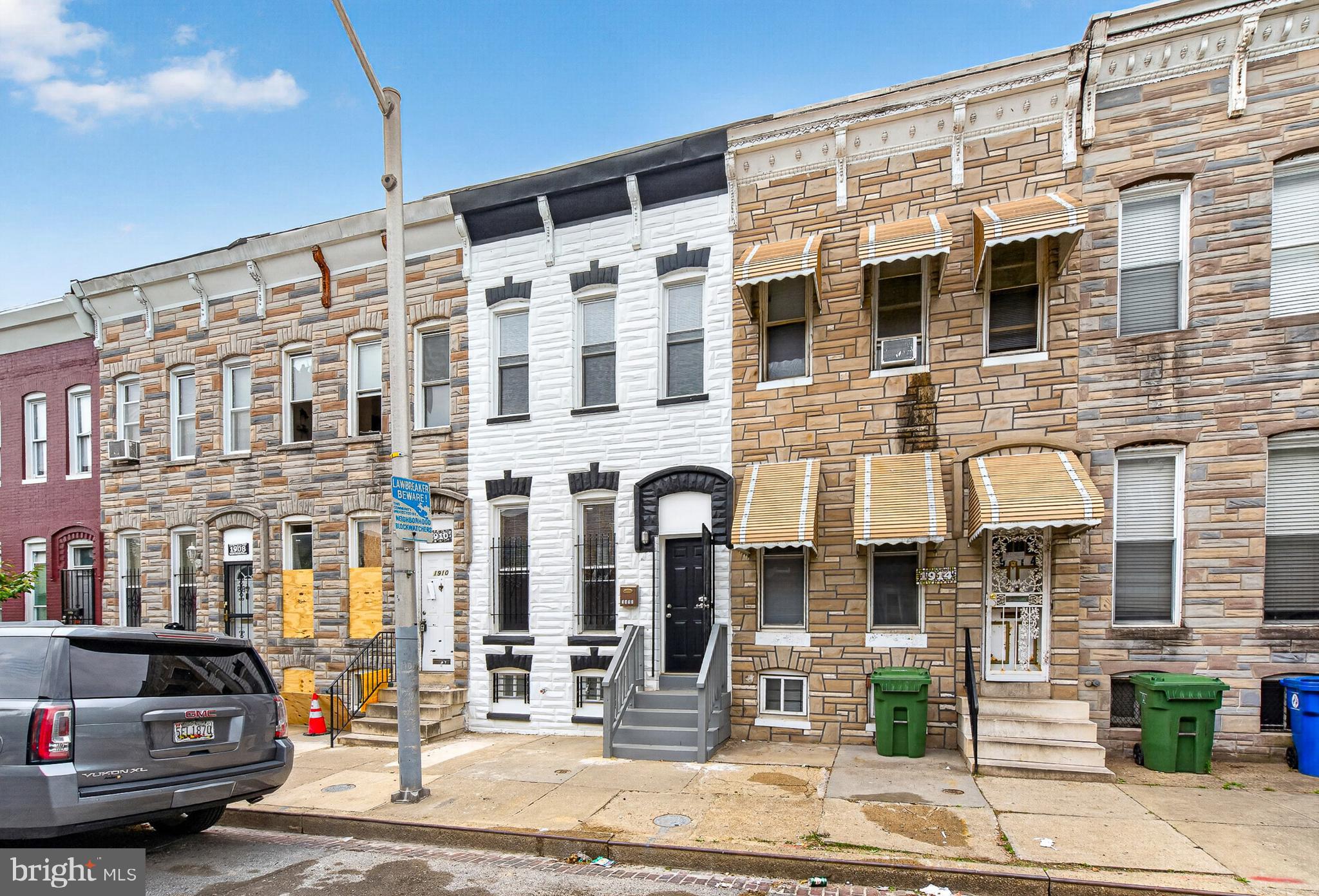 SANDTOWN-WINCHESTER - Residential