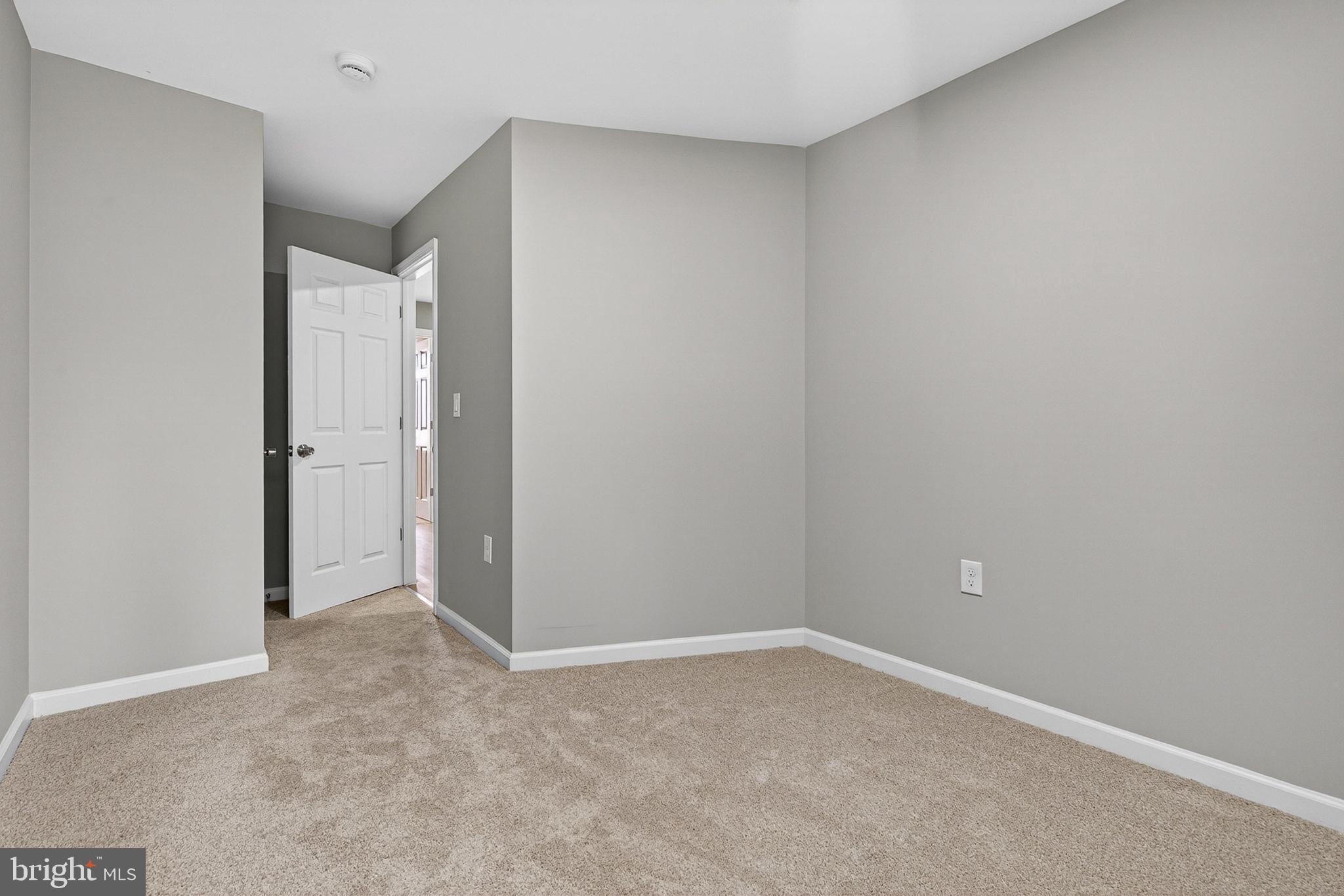 SANDTOWN-WINCHESTER - Residential