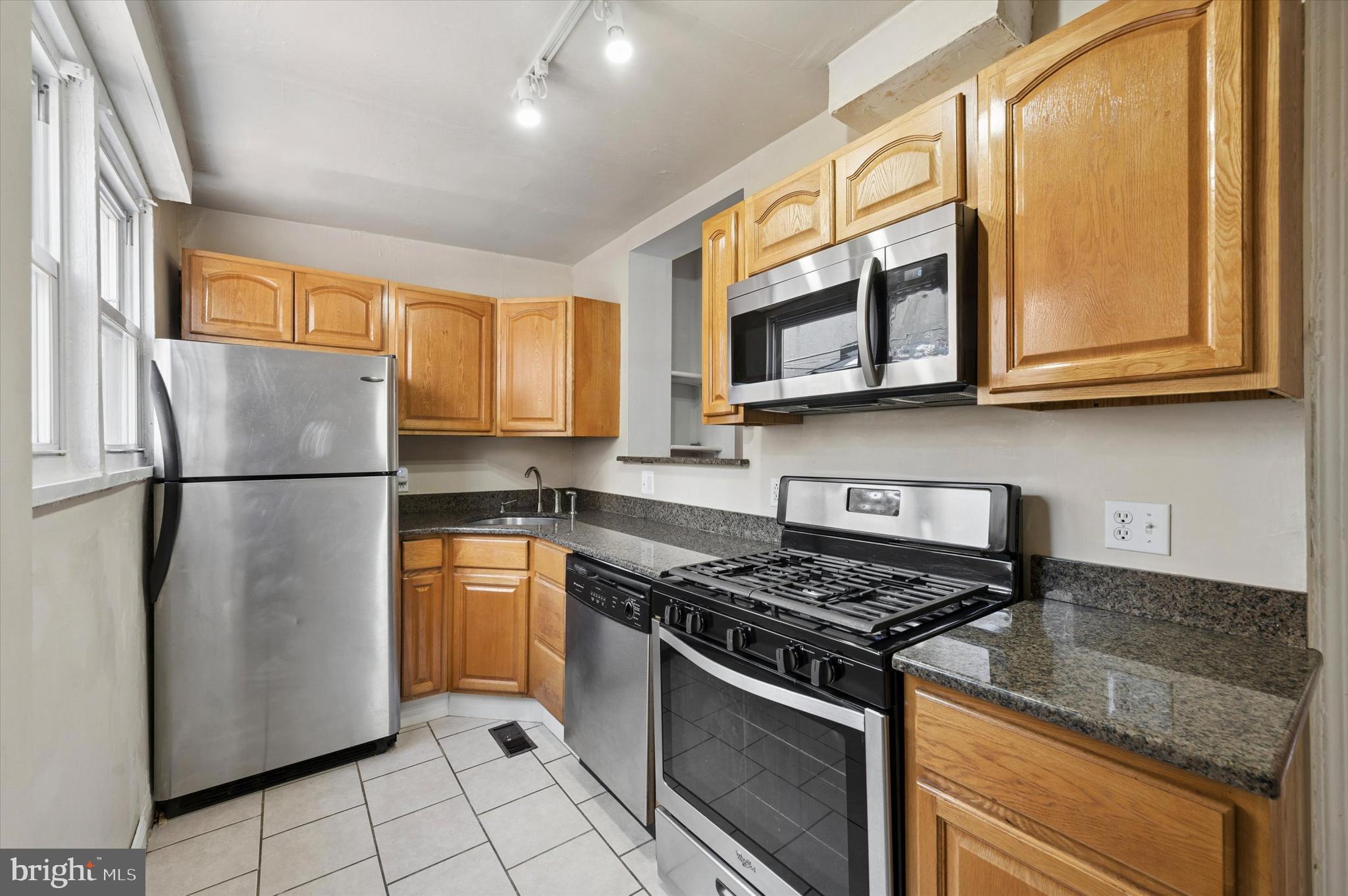 GRADUATE HOSPITAL - Residential