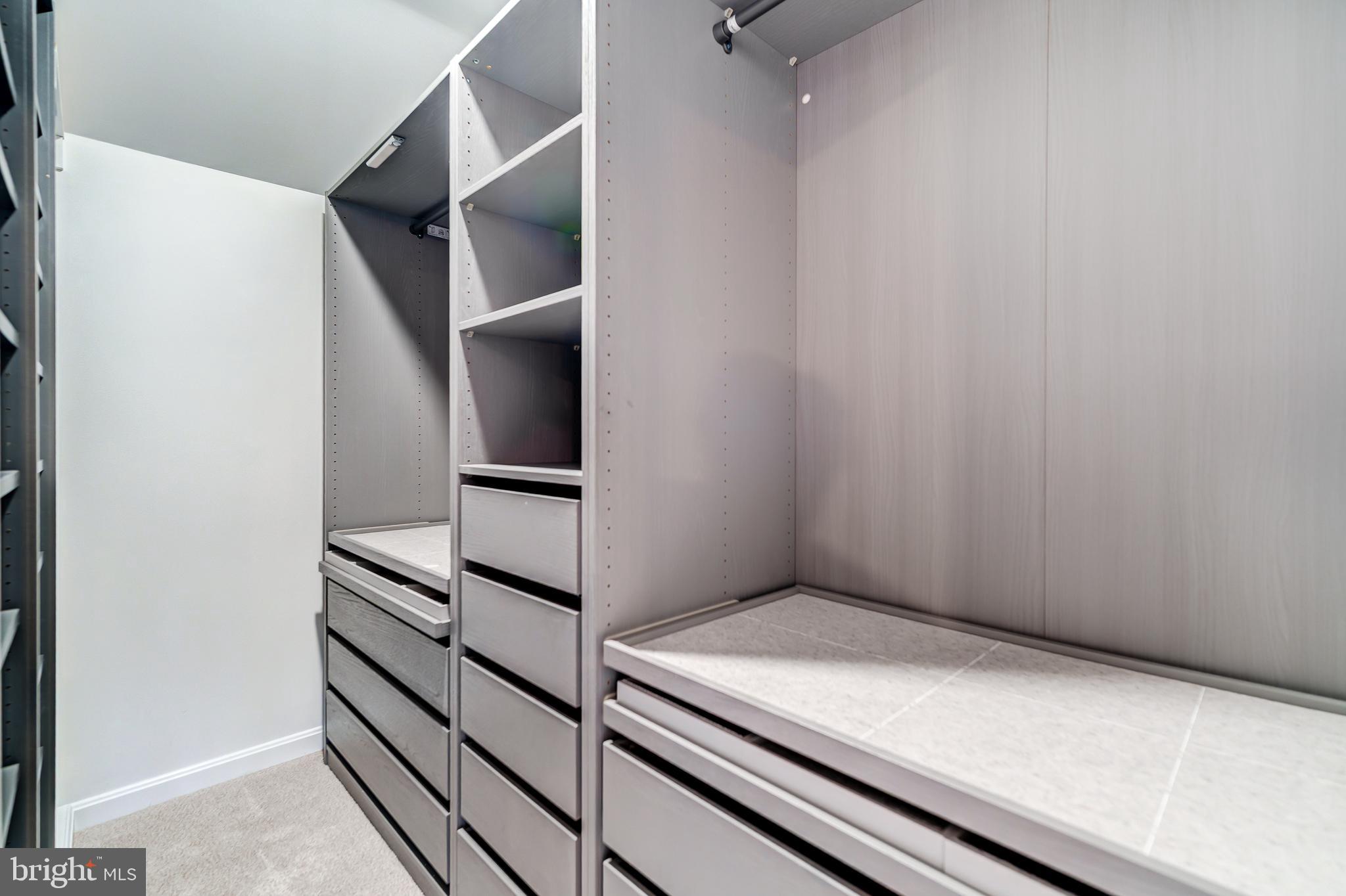 MILBURN TERRACE - Residential