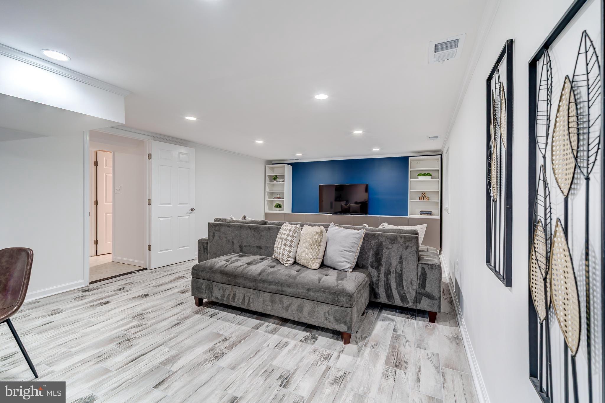 MILBURN TERRACE - Residential