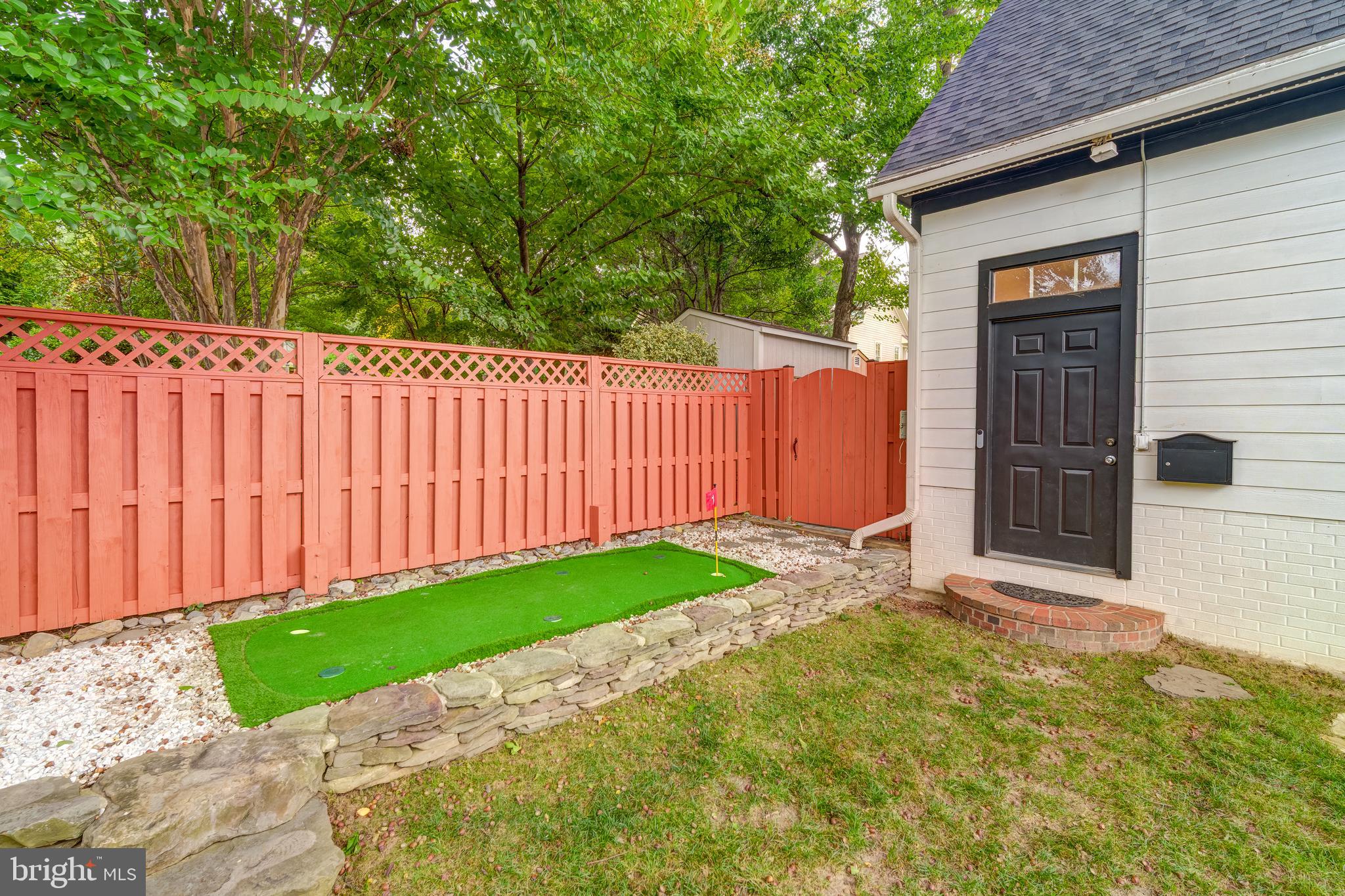 MILBURN TERRACE - Residential